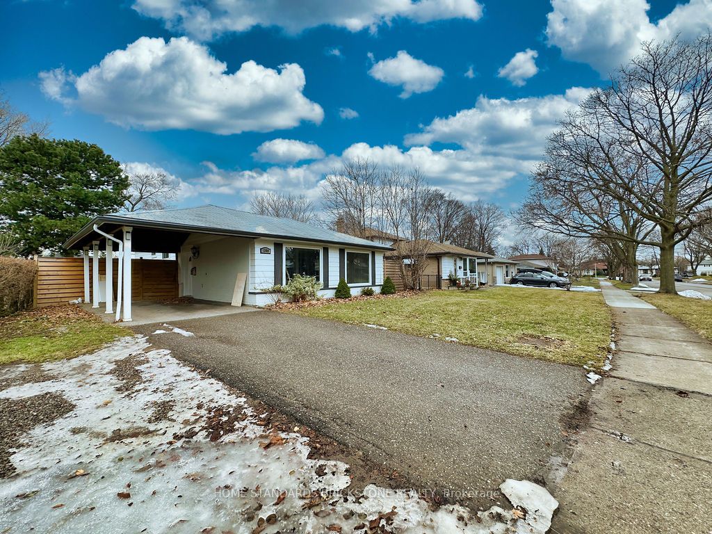 1360 Glen Rutley Circle