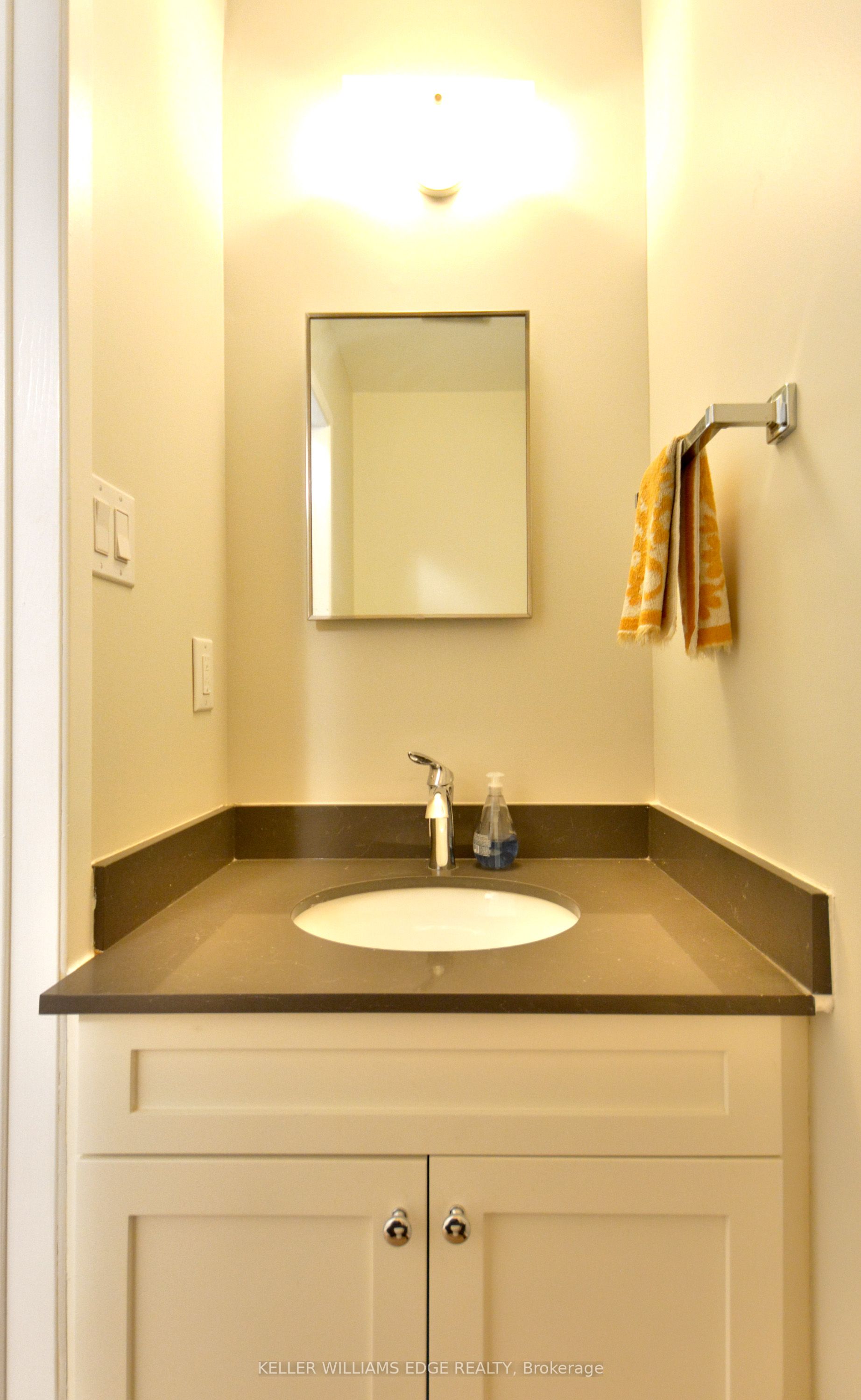 562 Forestwood Crescent