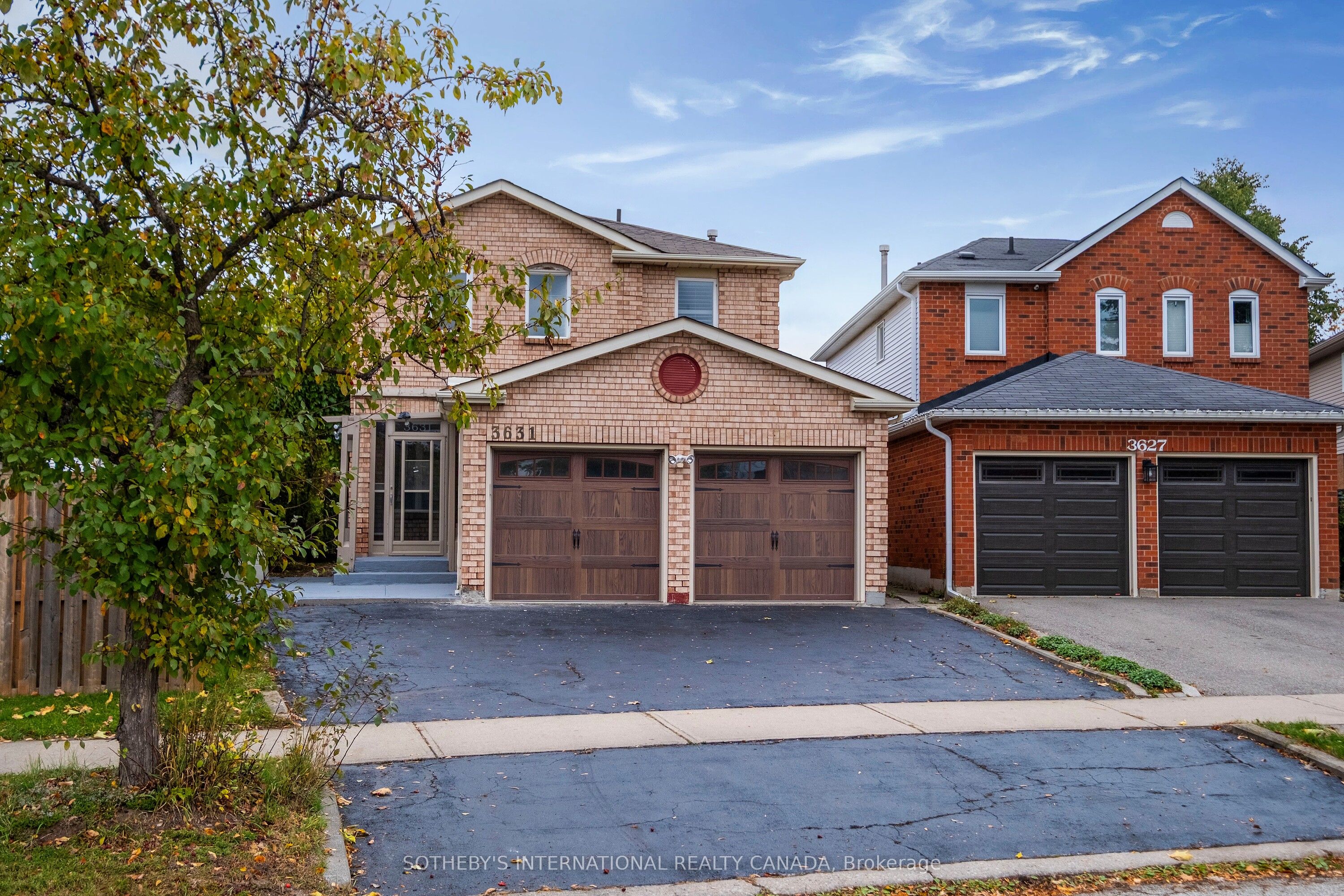 3631 Cherrington Crescent