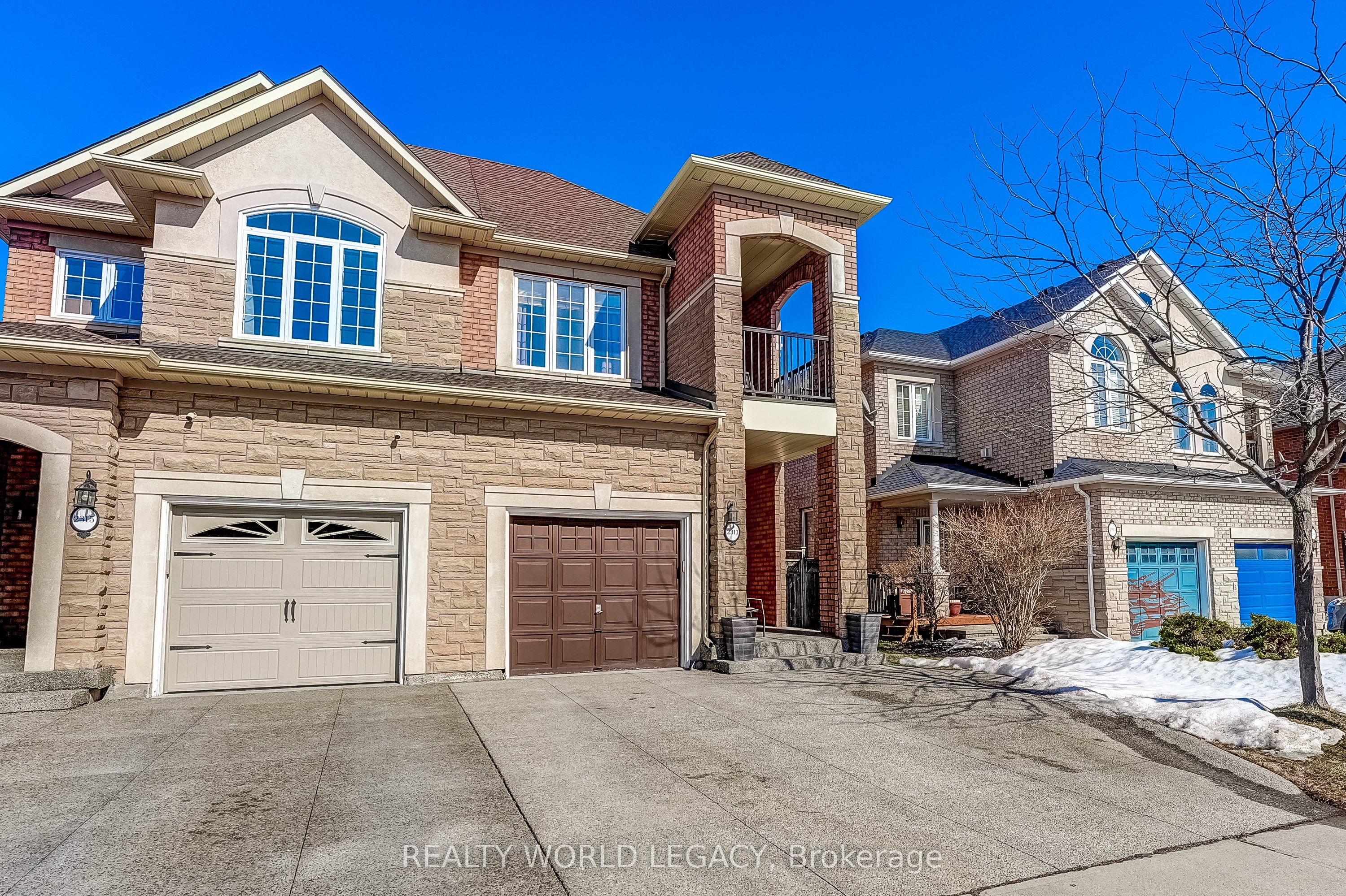 2313 Newcastle Crescent