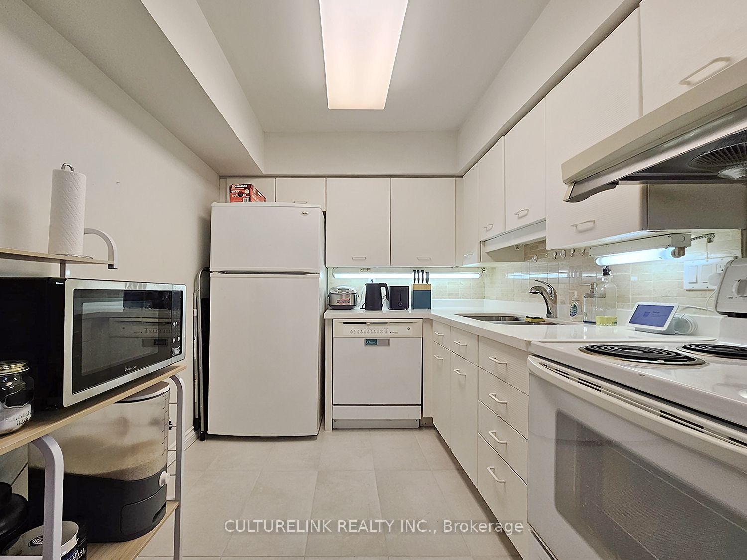 30 Greenfield Avenue 2215