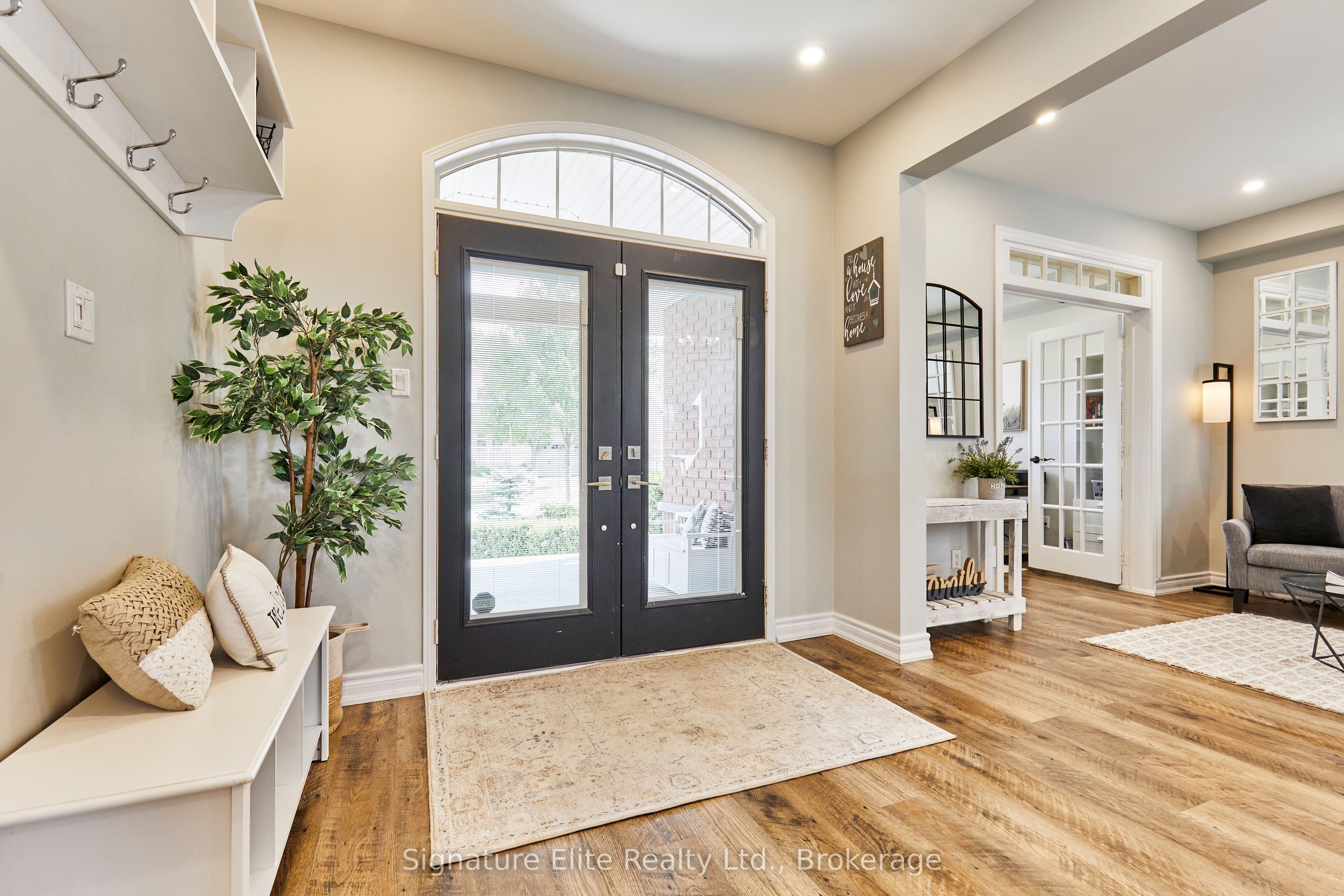 30 Confederation Drive