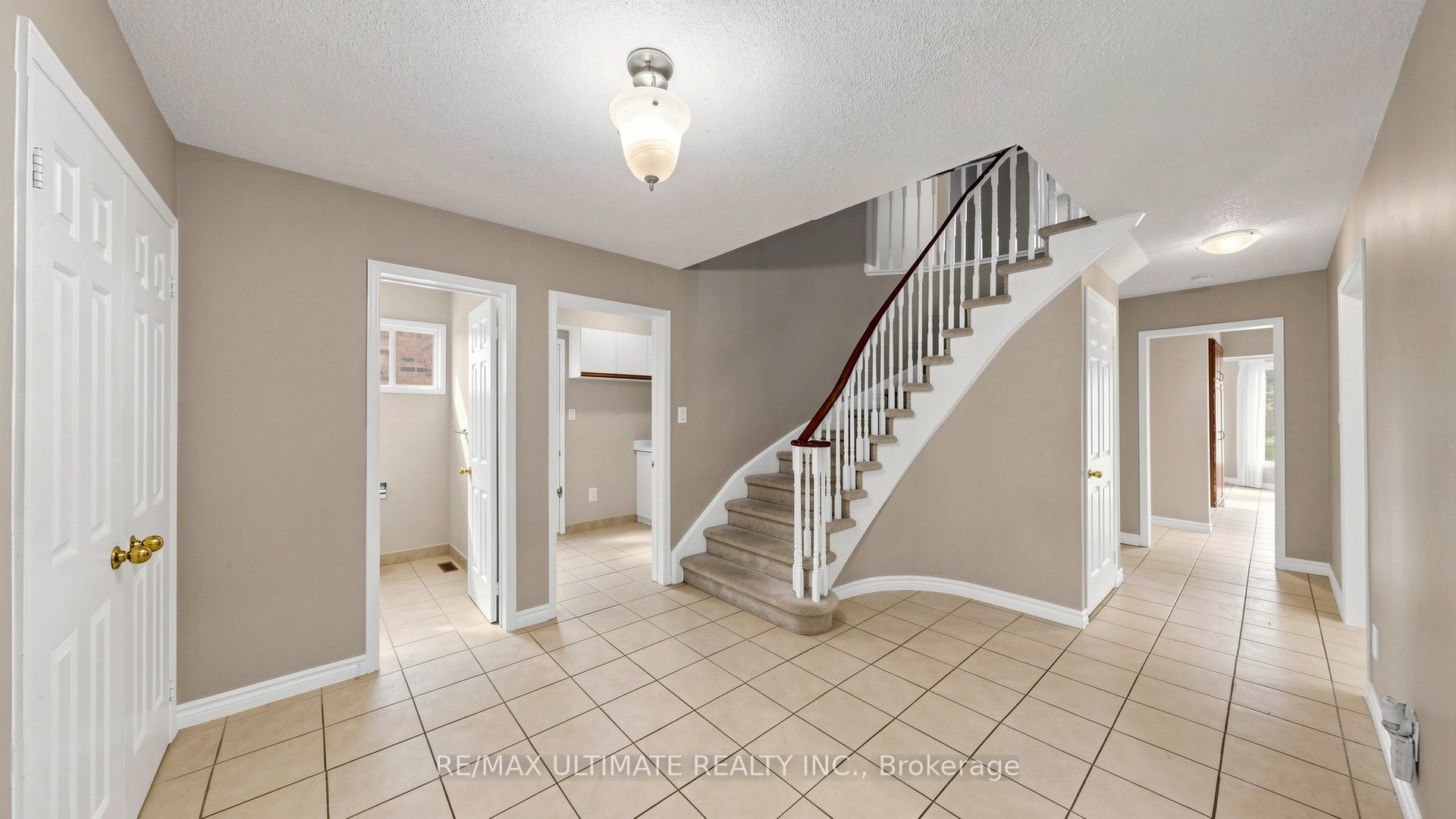 499 Lightfoot Place