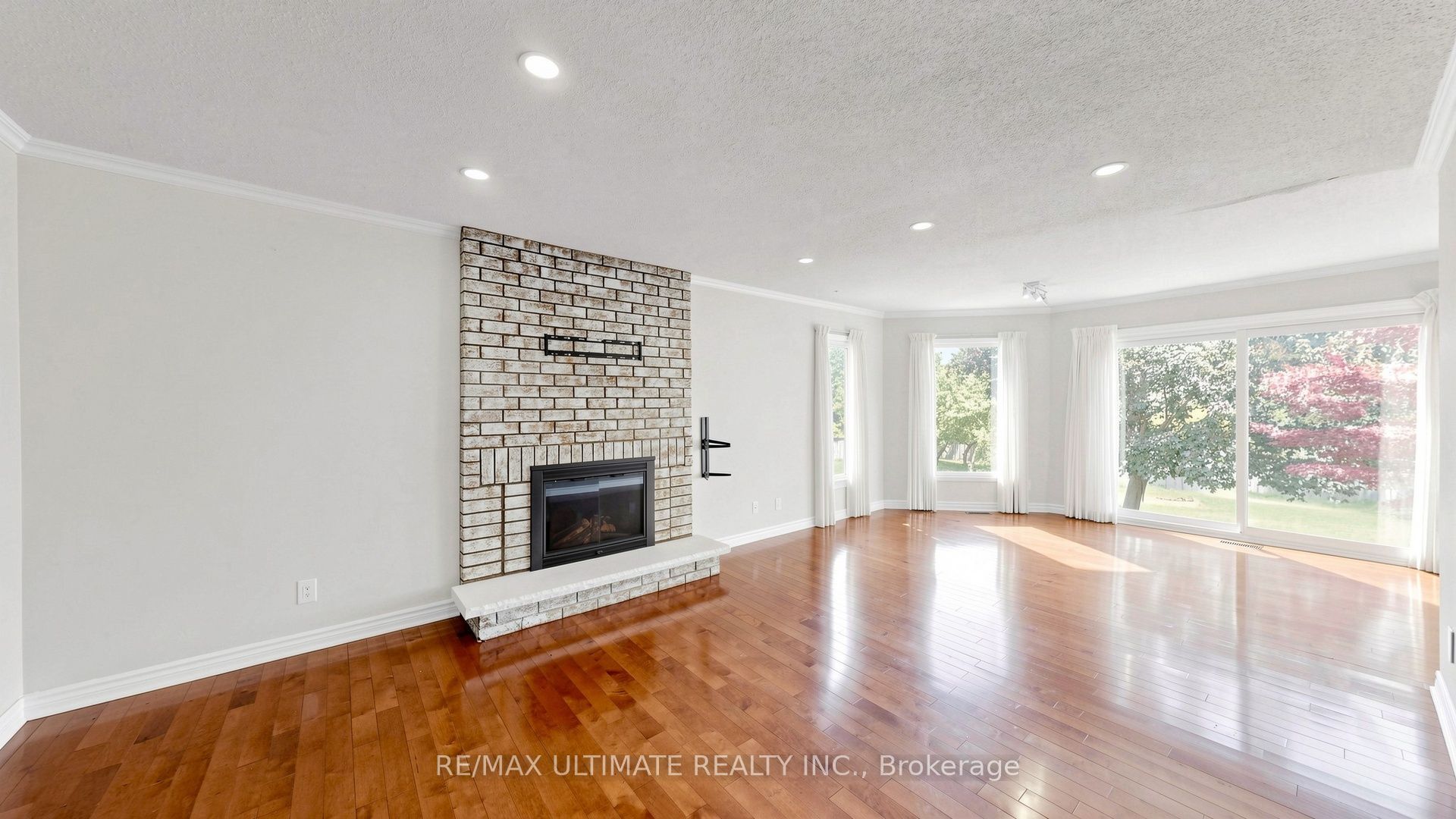 499 Lightfoot Place