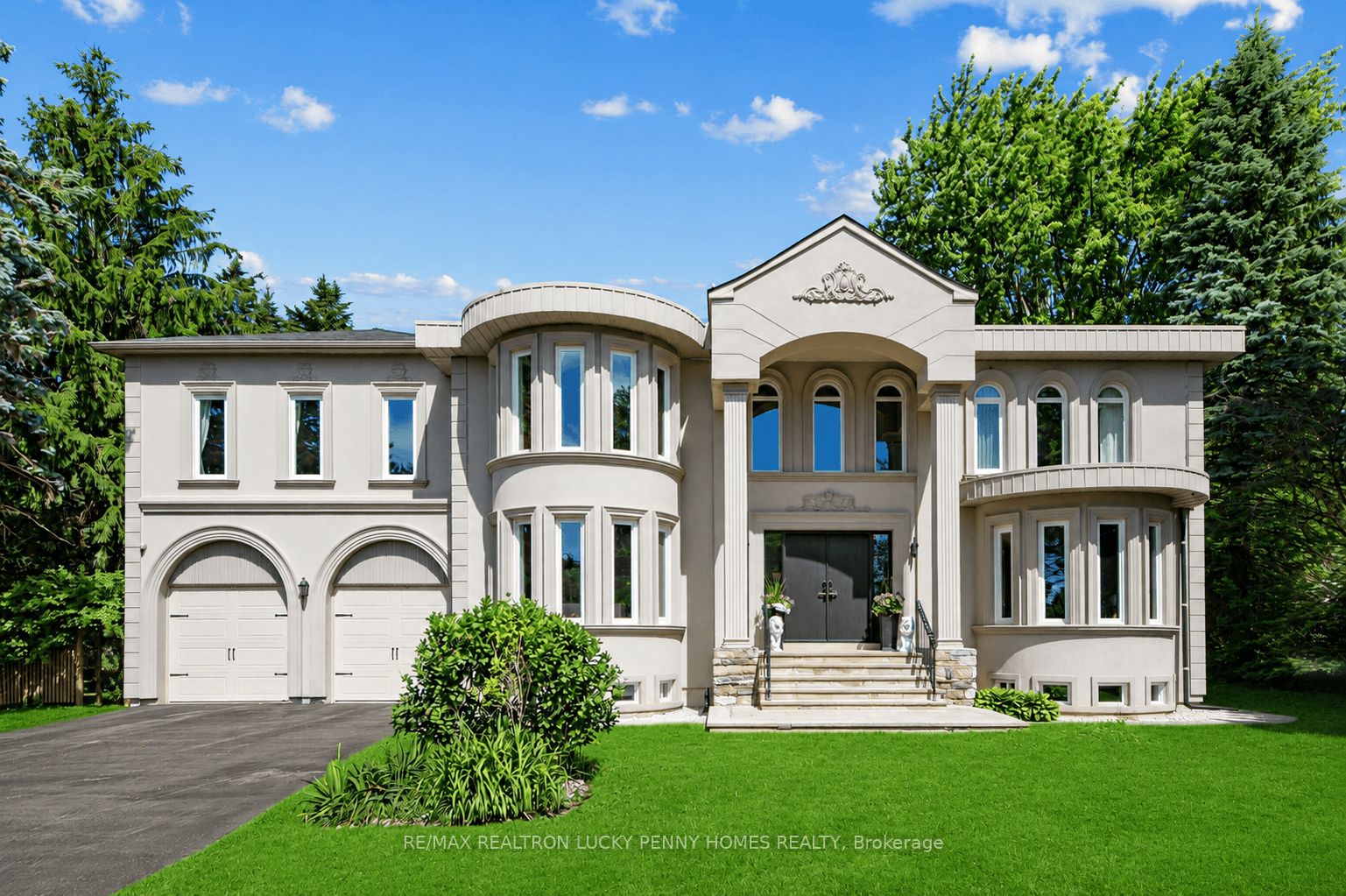 35 Cachet Parkway