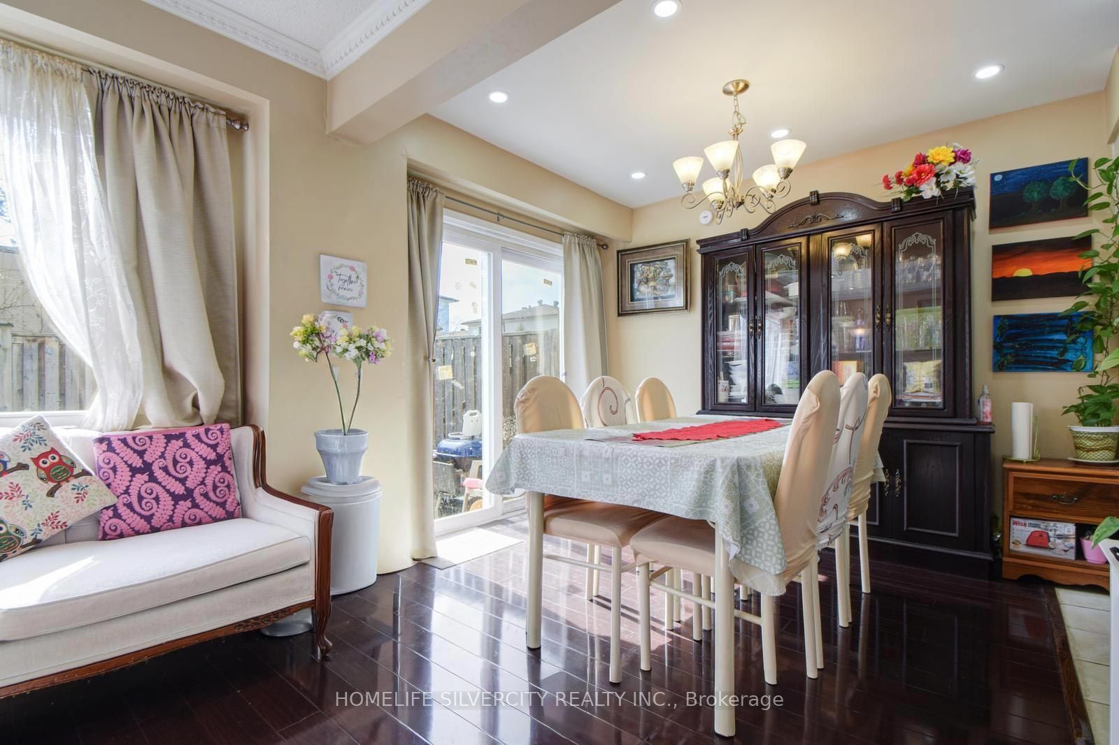 7500 Goreway Drive 76