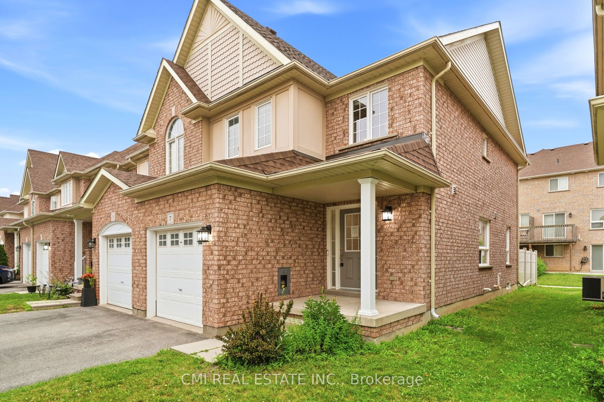 460 Woodmount Drive 7