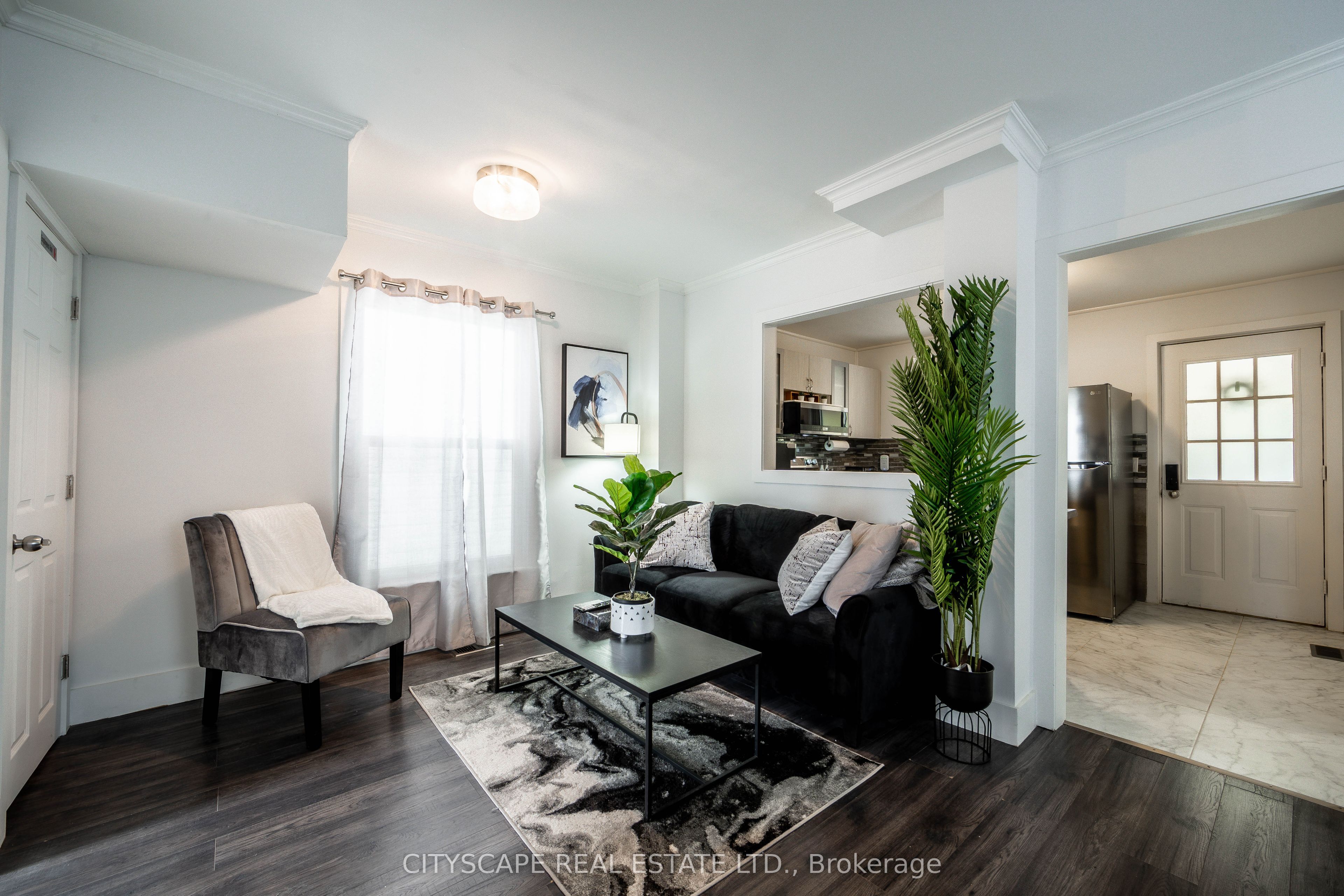 5073 Kitchener Street