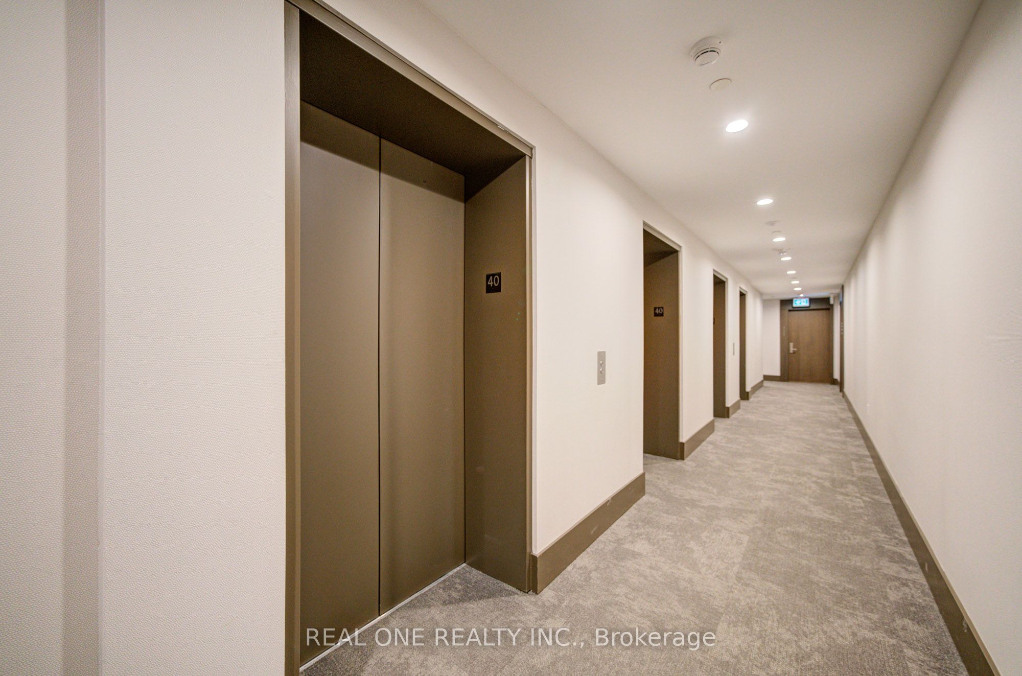 39 Roehampton Avenue 4002