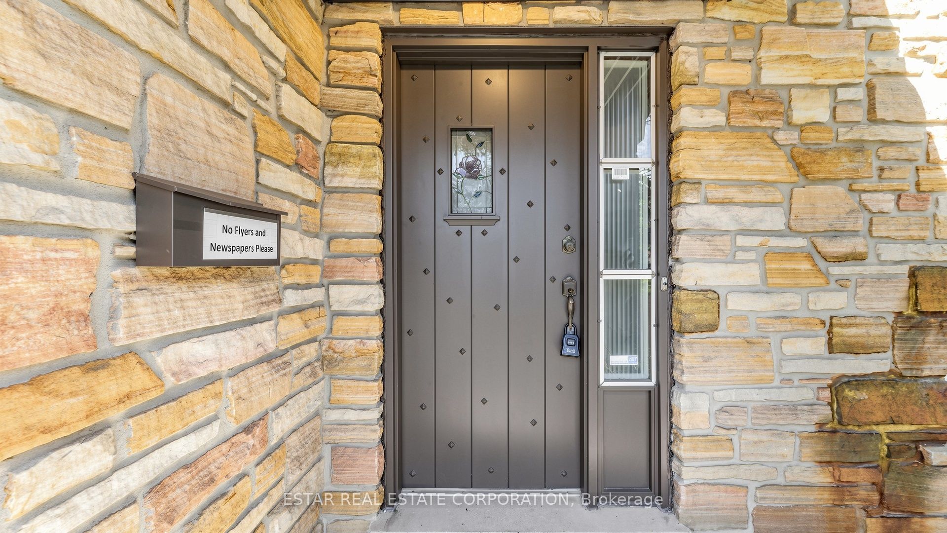 91 Whitehorn Crescent