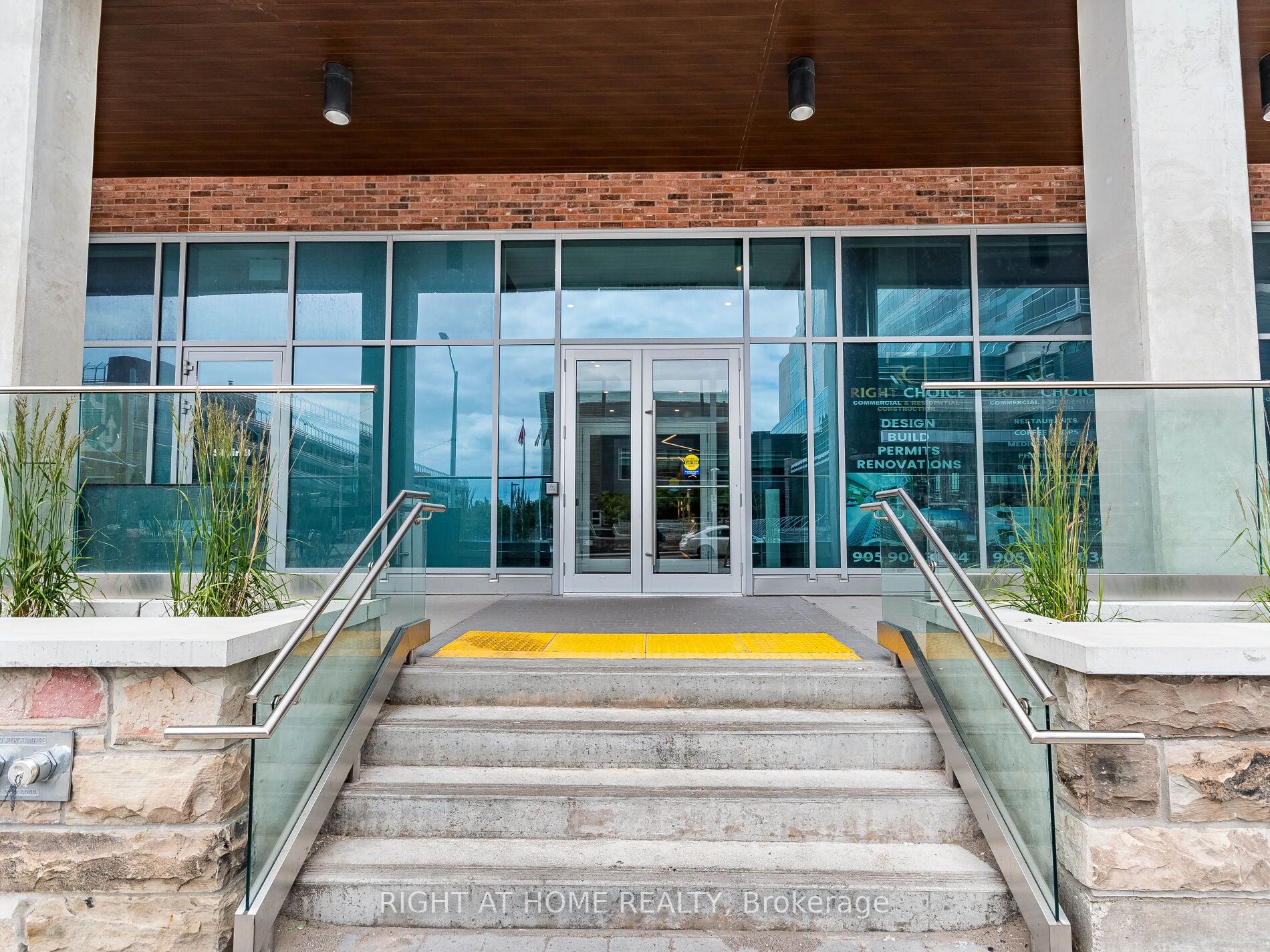 60 Frederick Street 1409