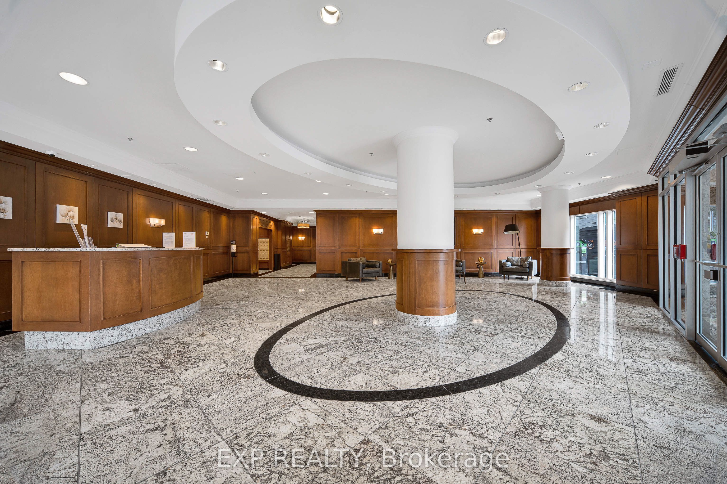 195 Besserer Street 1405