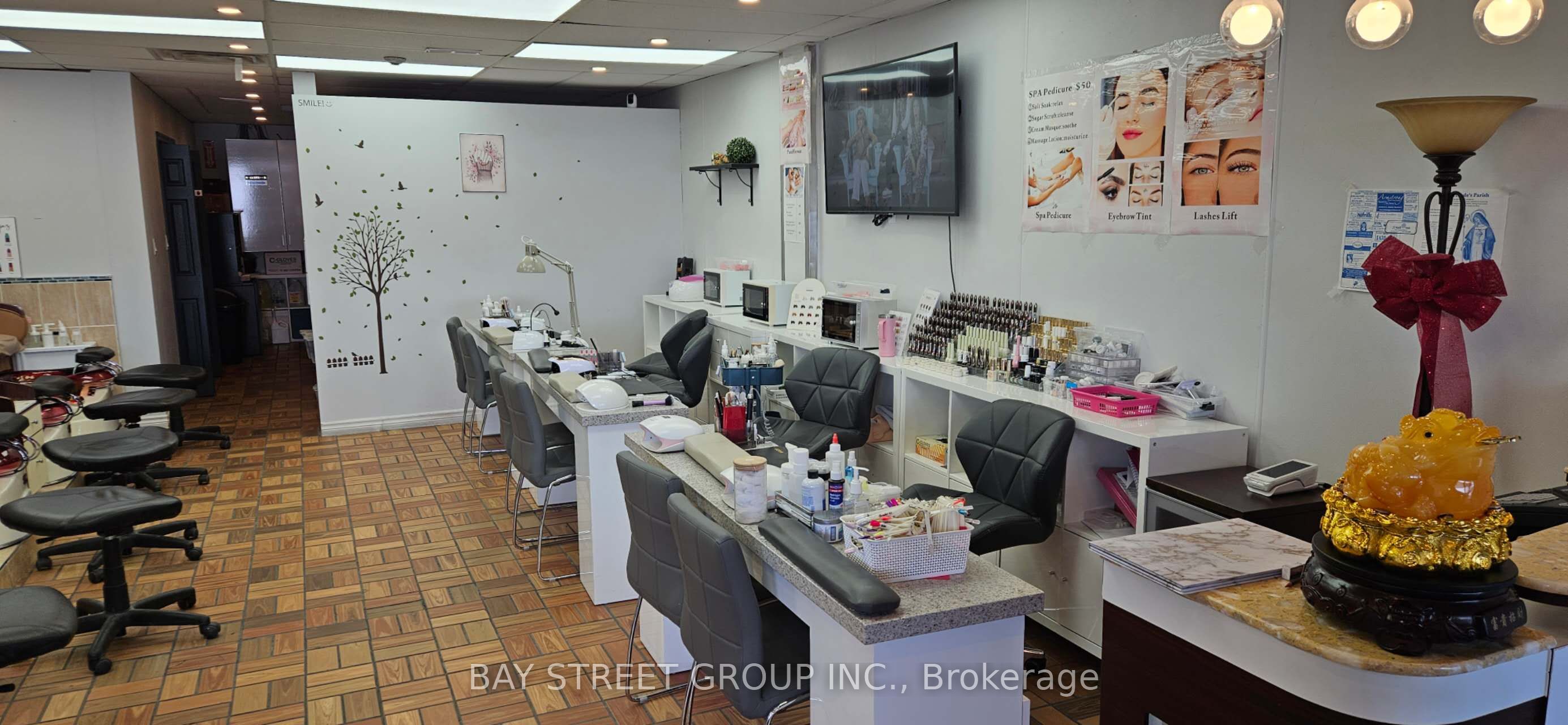 650 King Street E 3A