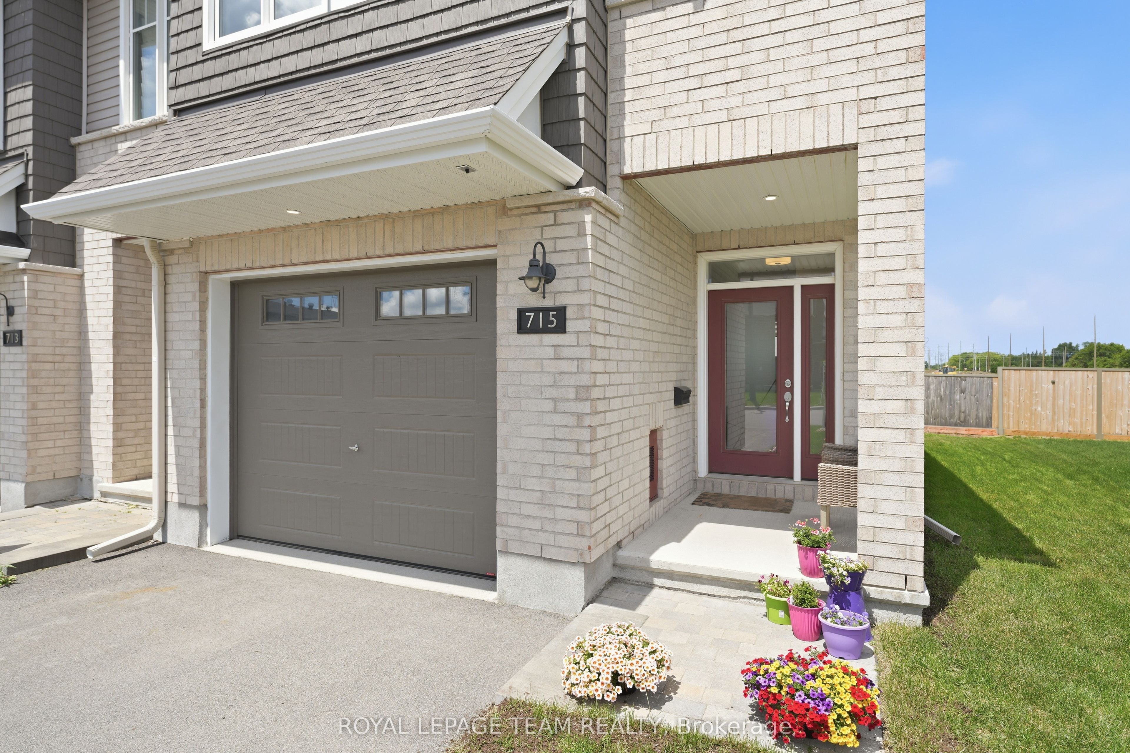 715 Maverick Crescent