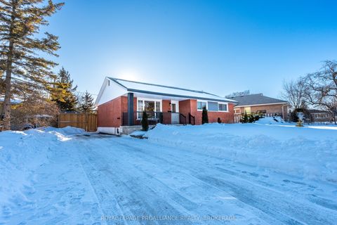 68 Mackenzie Crescent Kingston ON K7M 2S1