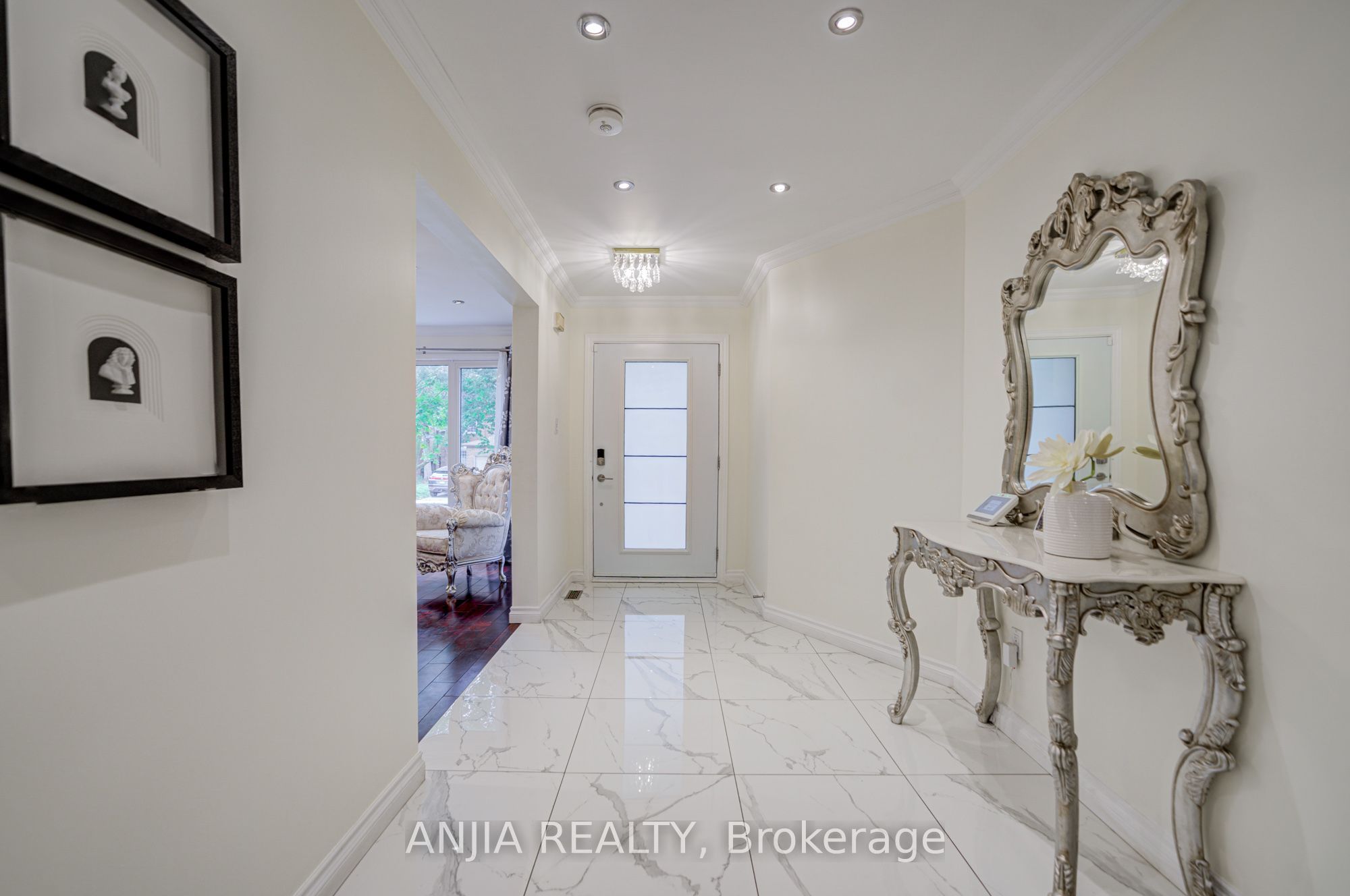 39 Millcroft Way