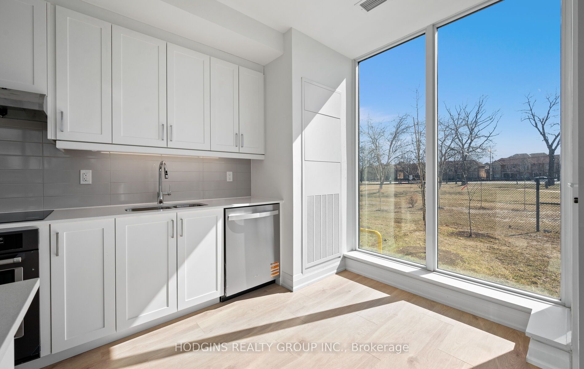 1035 Southdown Road 106