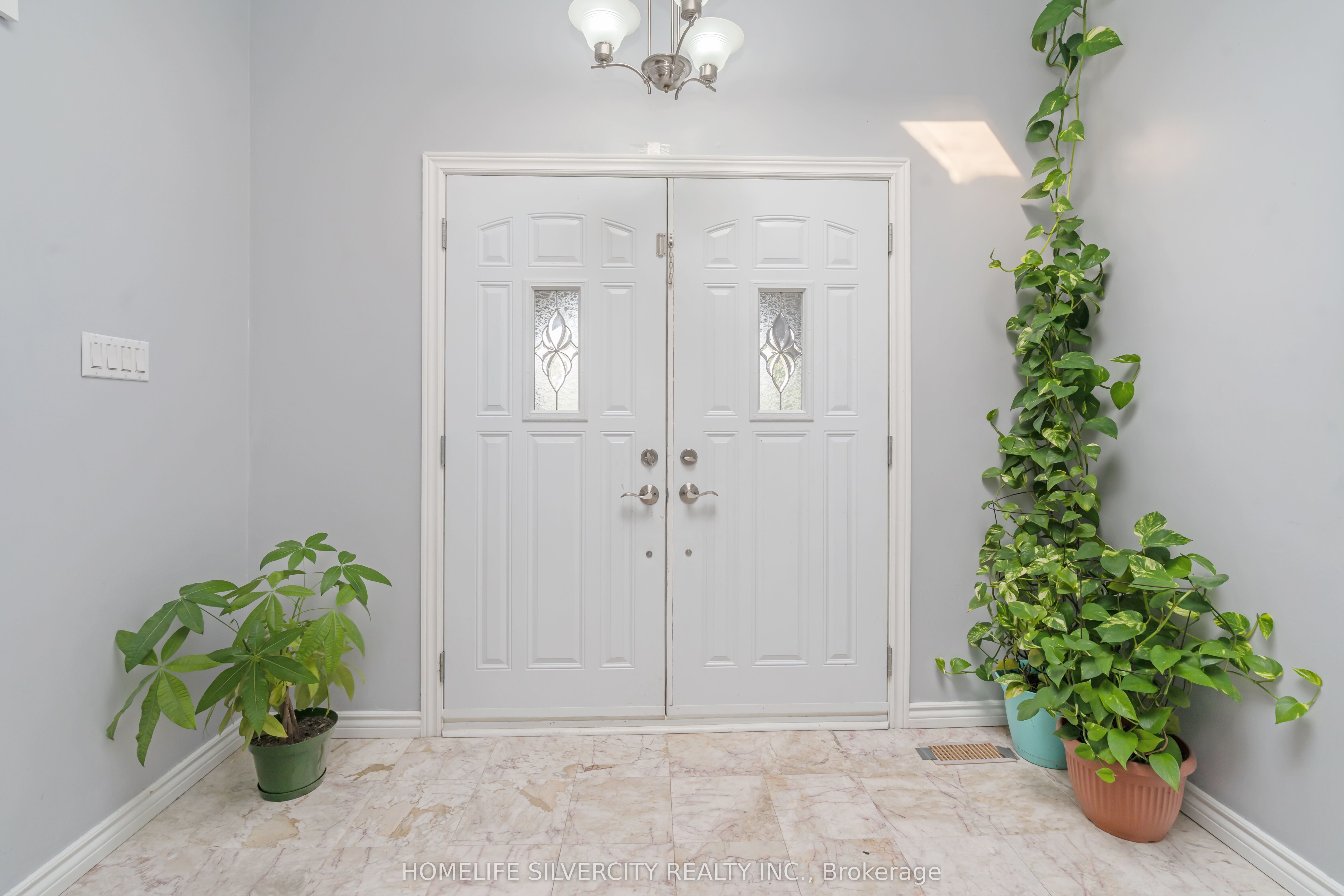 8484 Winston Churchill Boulevard N