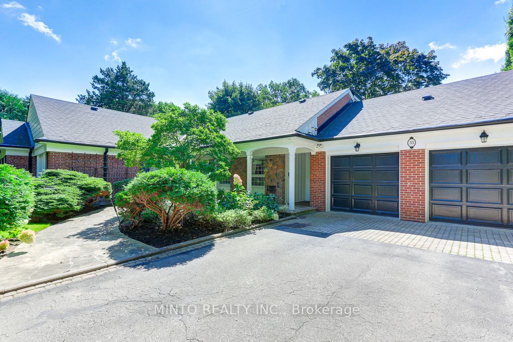 35 Bayview Ridge