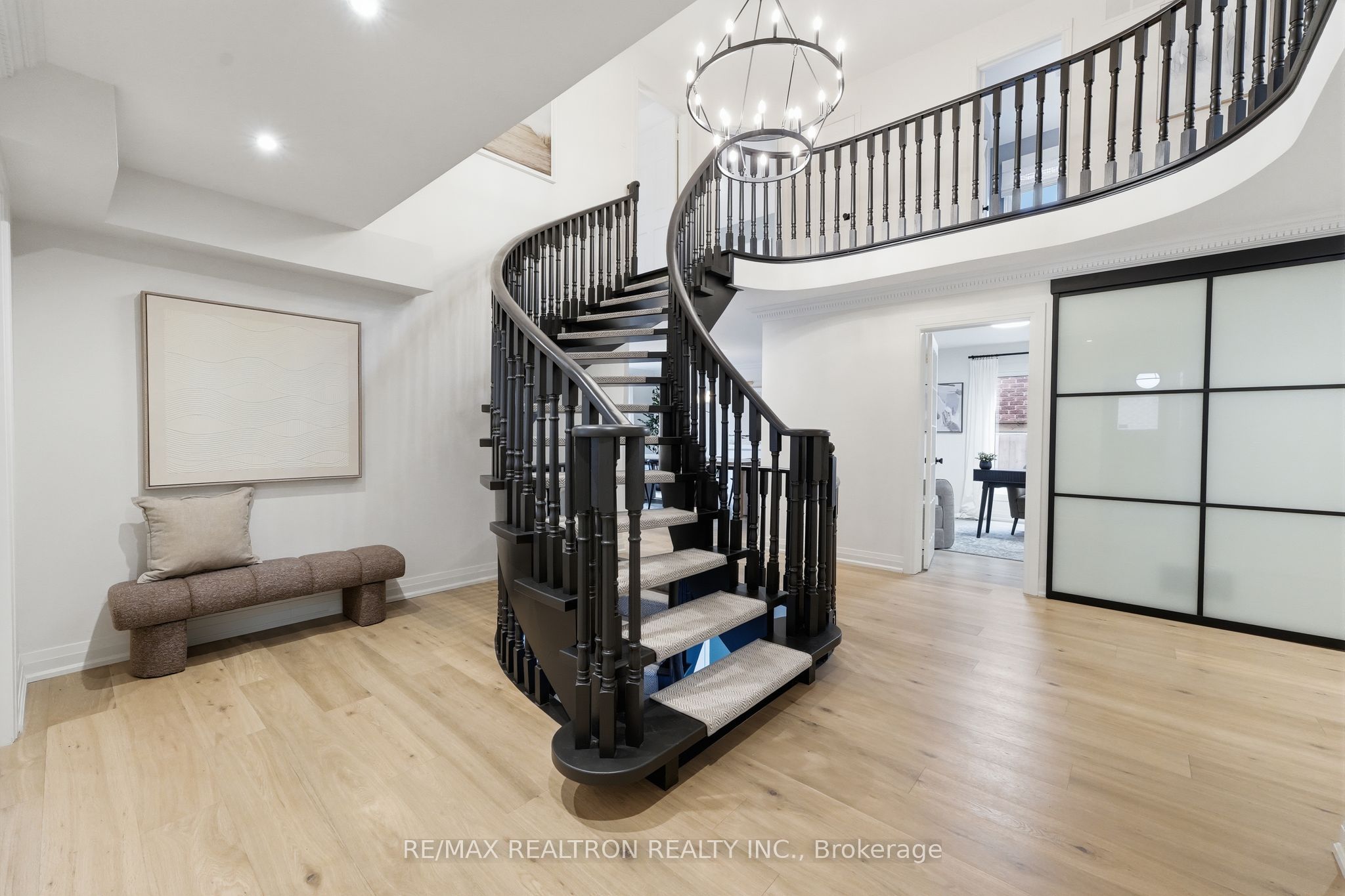 653 Exceller Circle