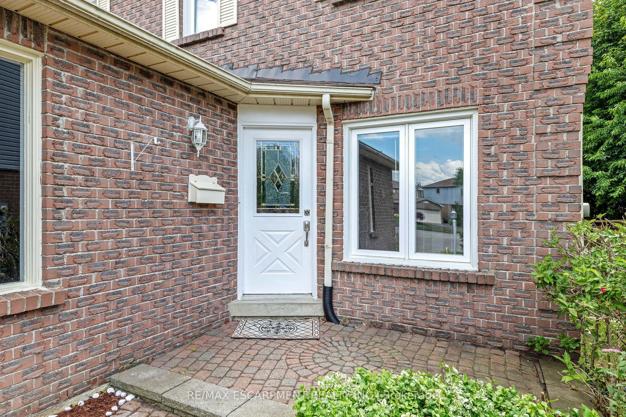 6198 Saltmarsh Court