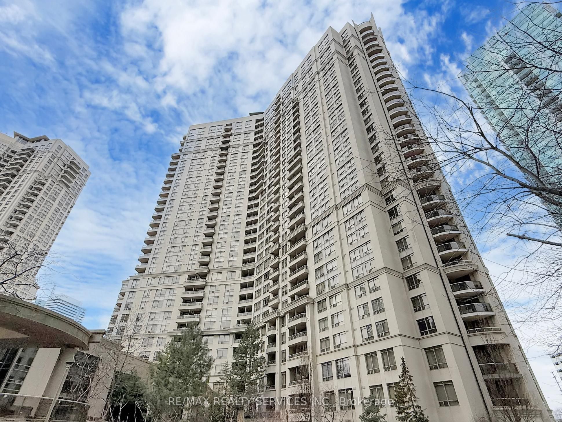 3880 Duke Of York Boulevard 504