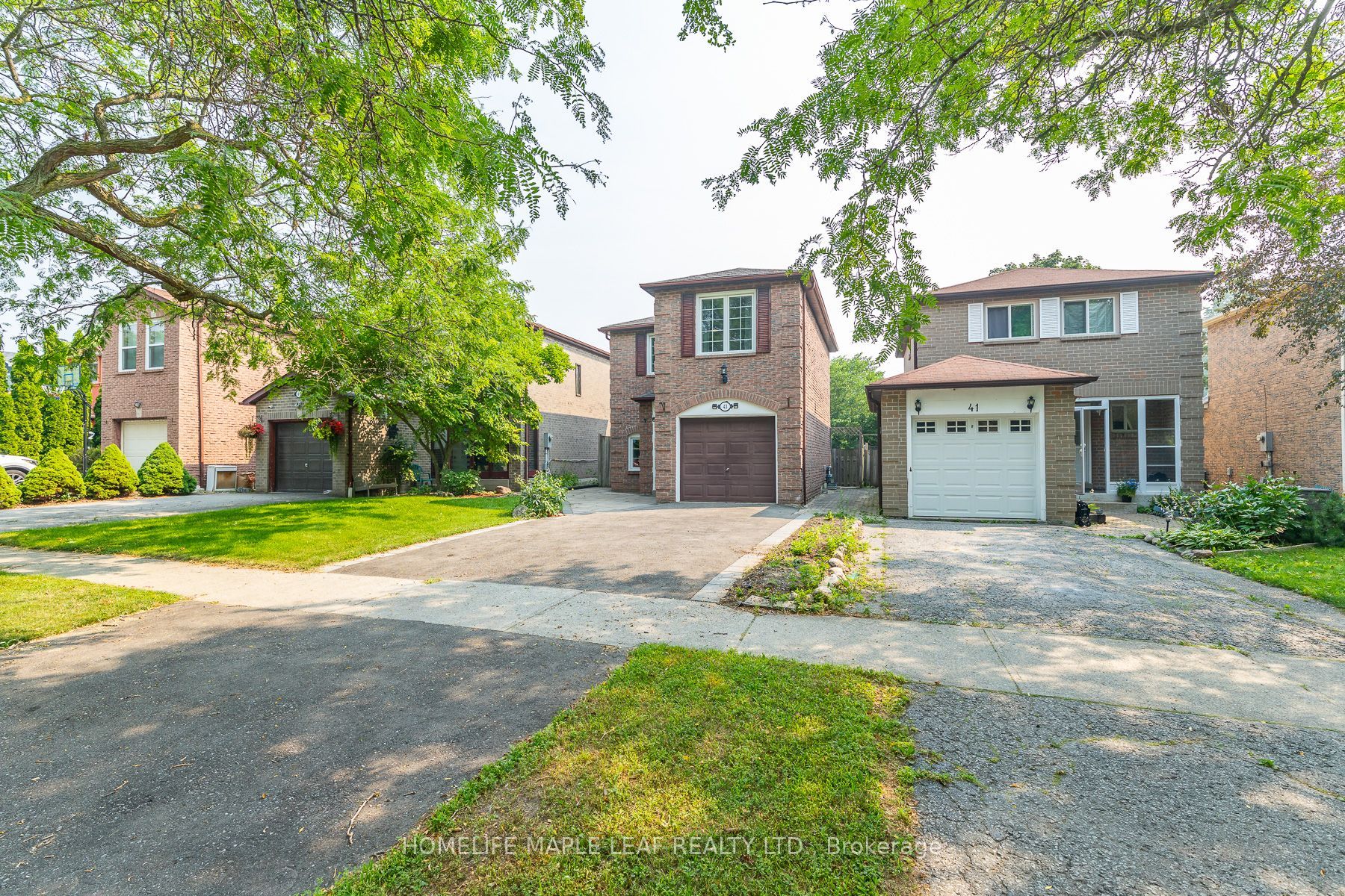 43 Barrett Crescent