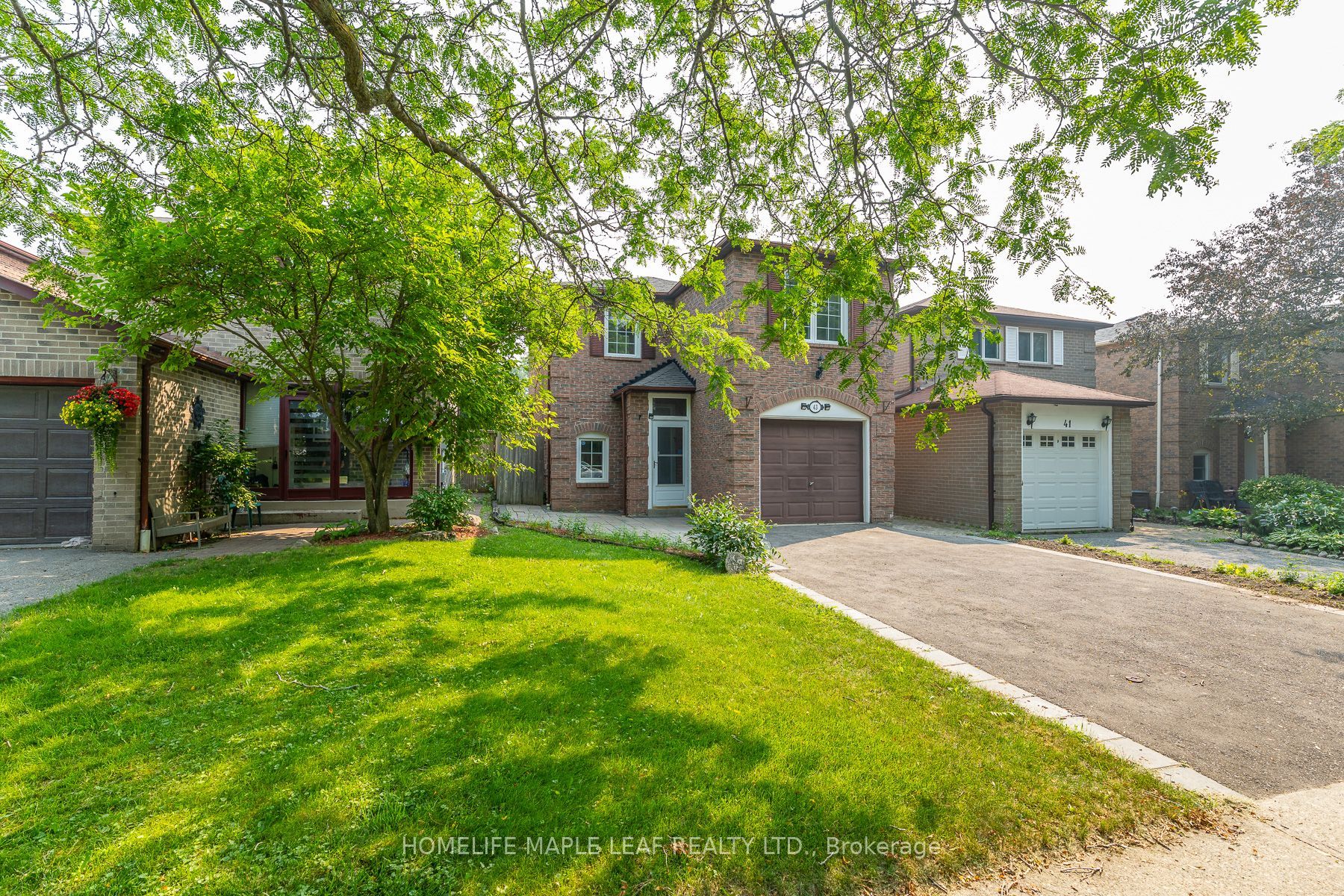 43 Barrett Crescent
