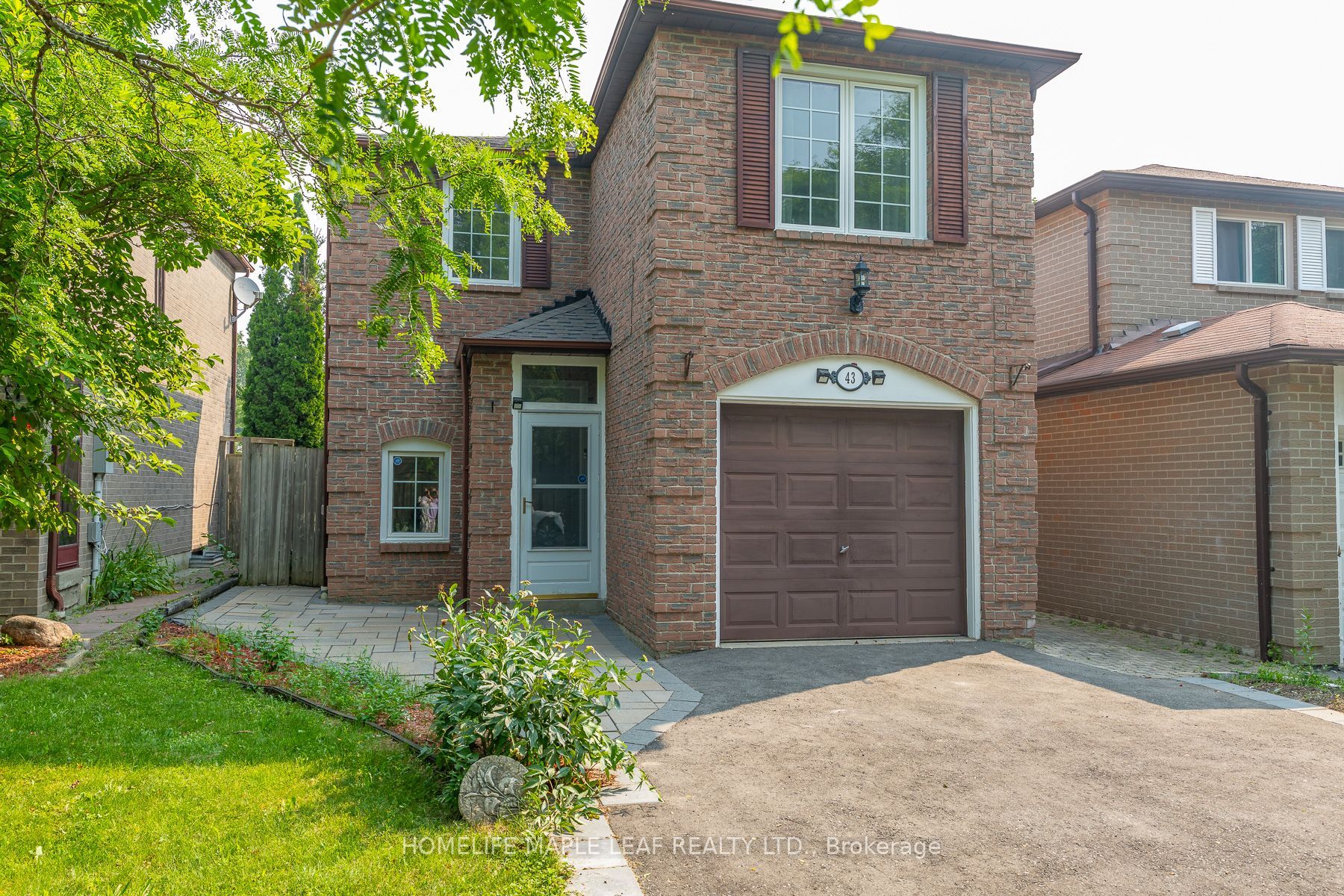 43 Barrett Crescent