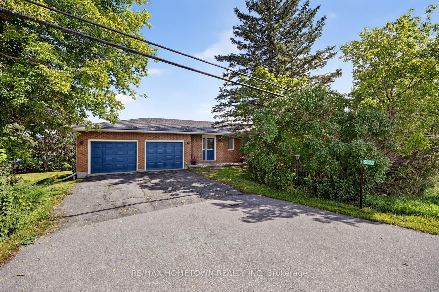 5873 Rideau Valley Drive N
