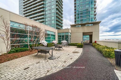 185 Legion Road N 1101