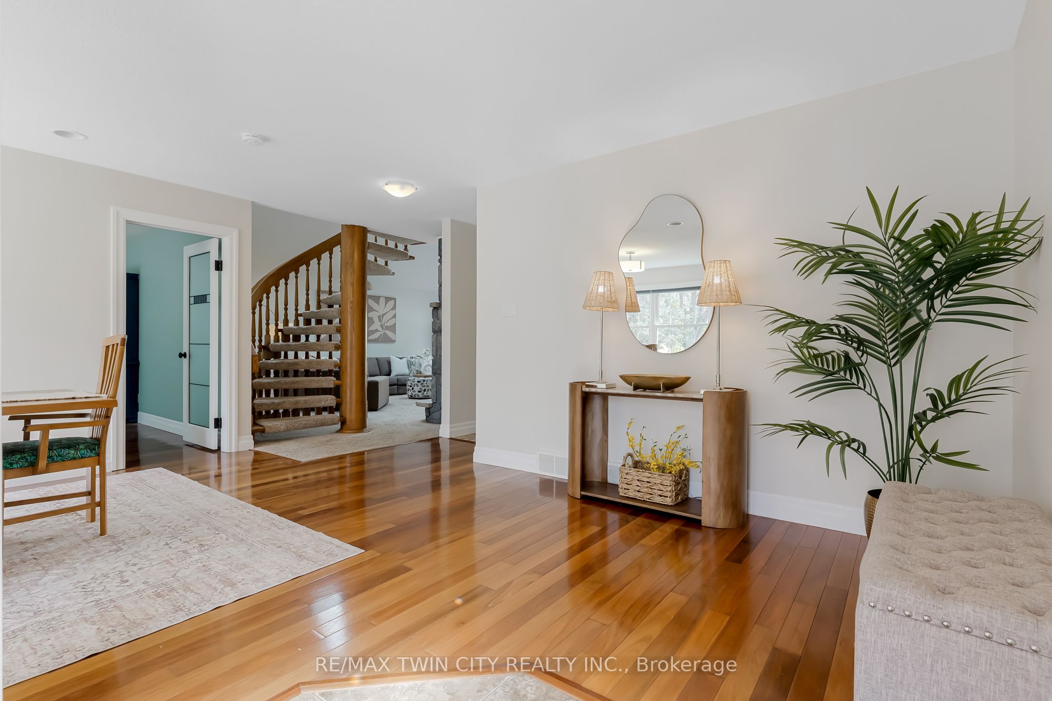 286 Normandy Avenue