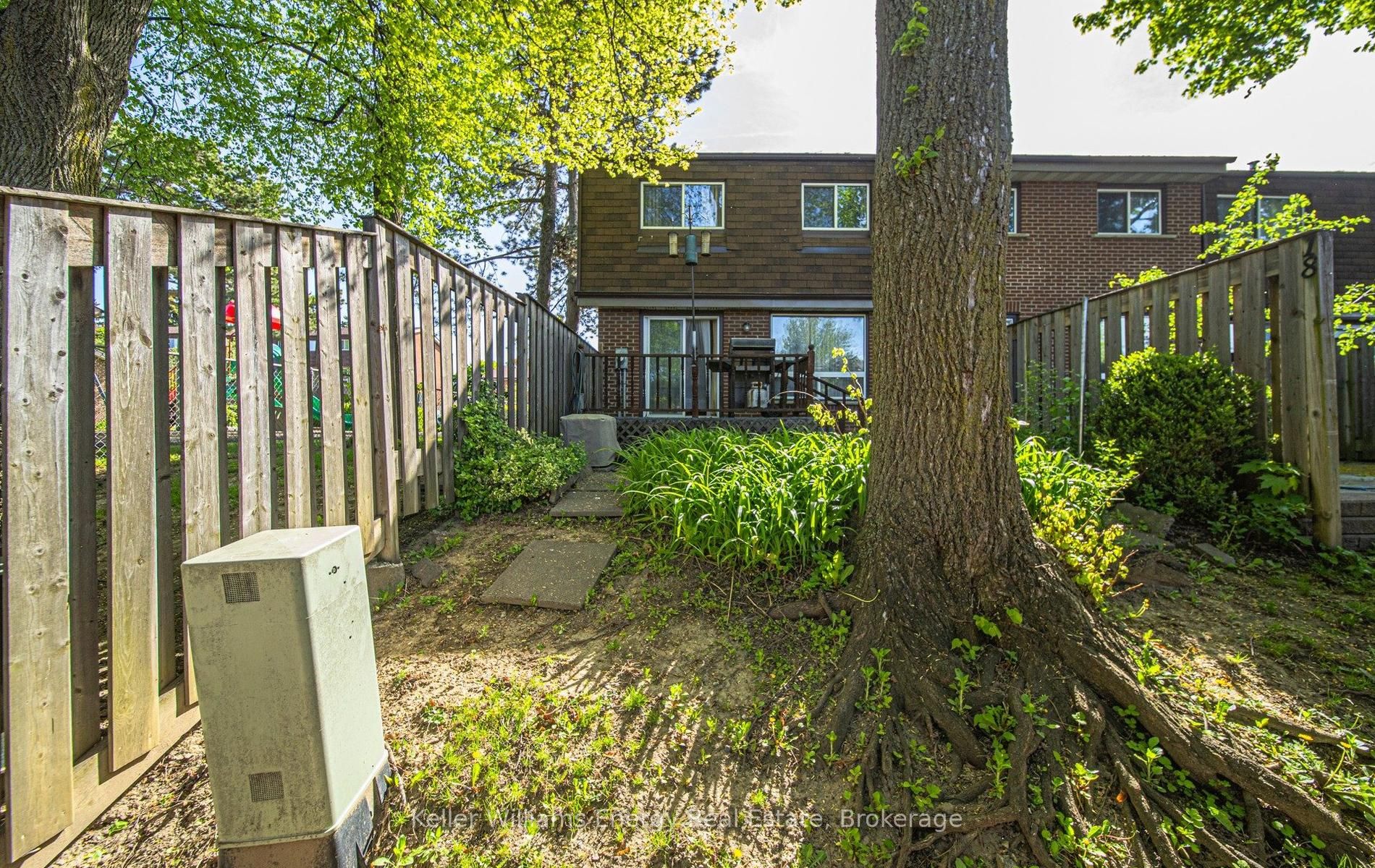 5 Michael Boulevard 18