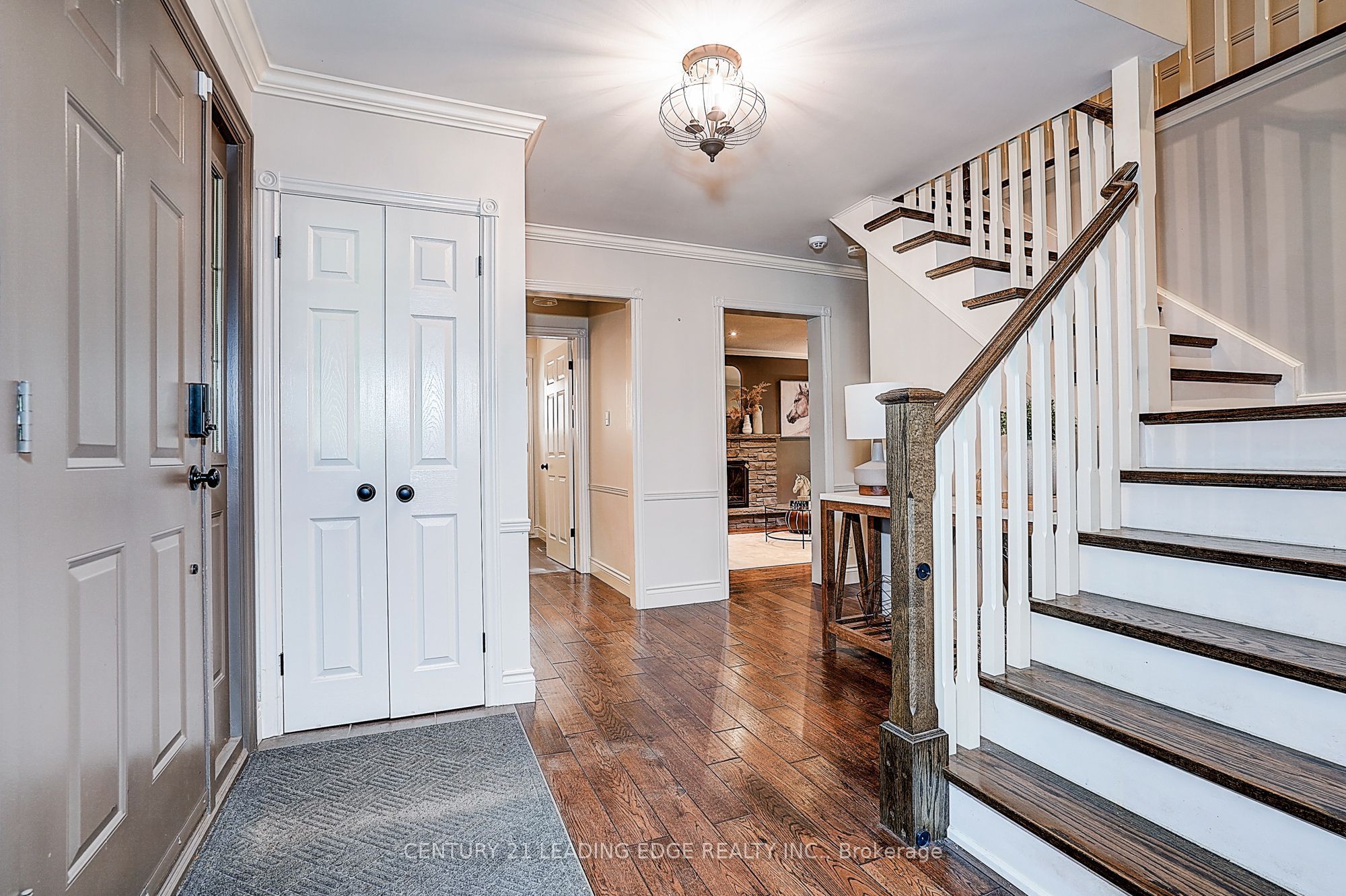 101 Ramona Boulevard