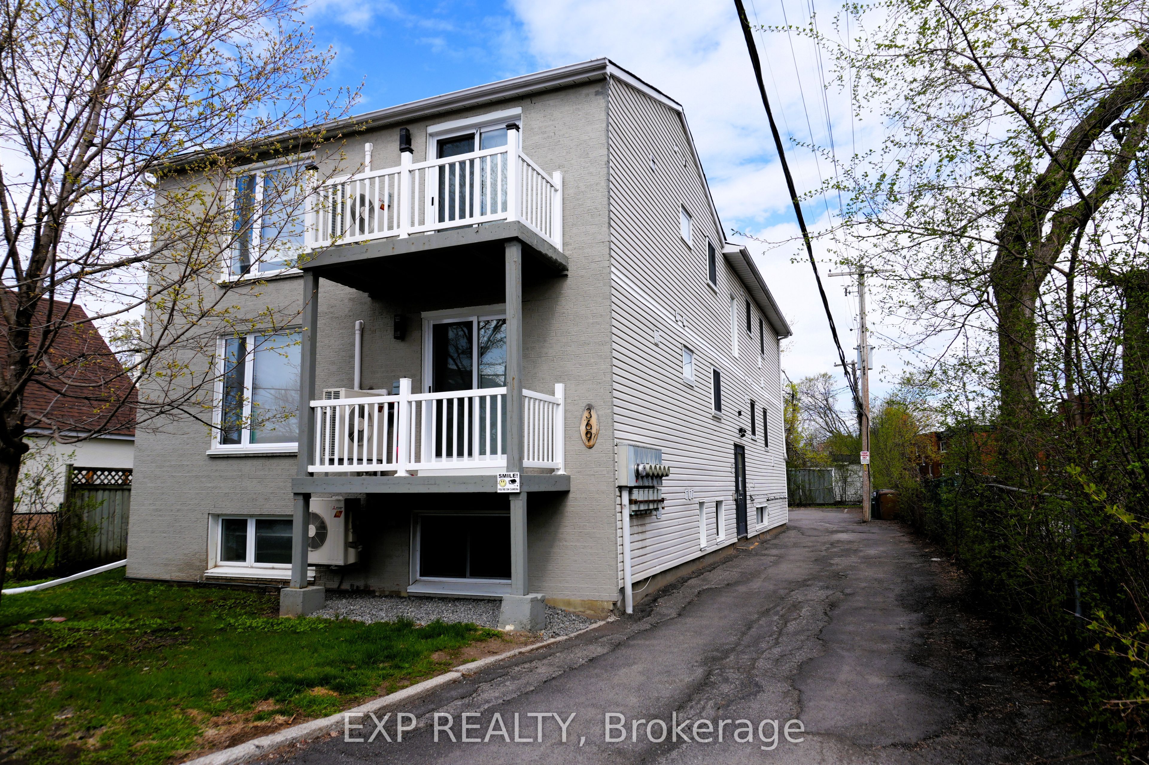 369 Lafontaine Avenue
