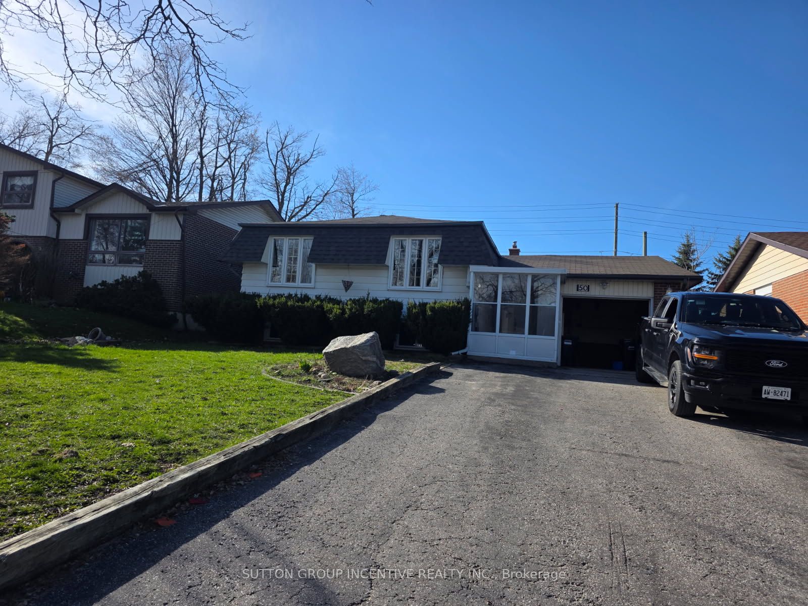 50 Farmingdale Crescent