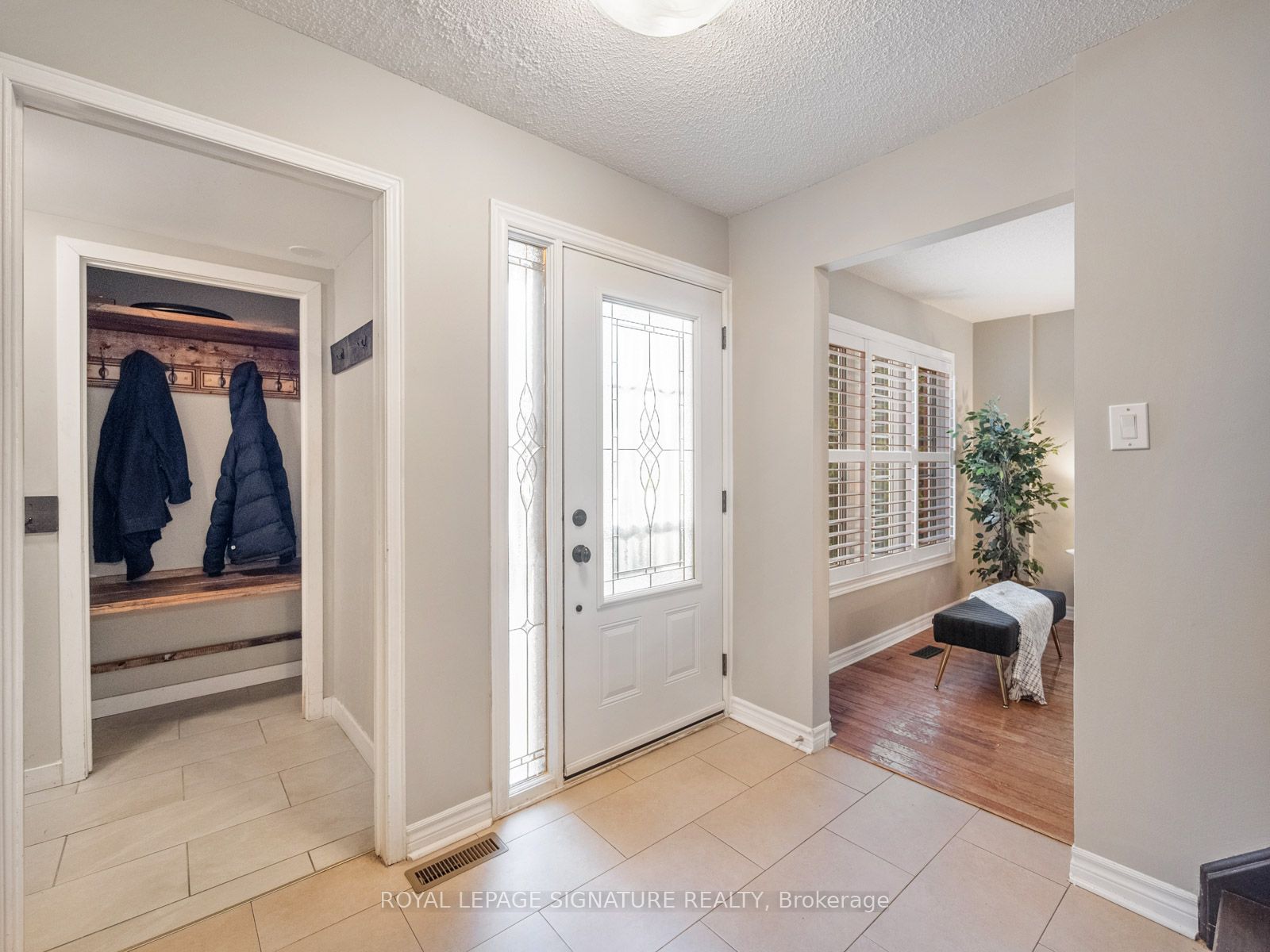 28 Bowes Garden Court