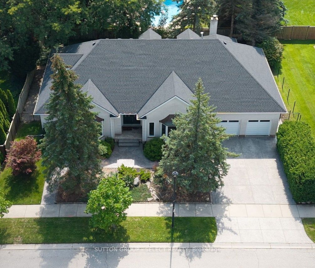 173 WHITEACRES Drive
