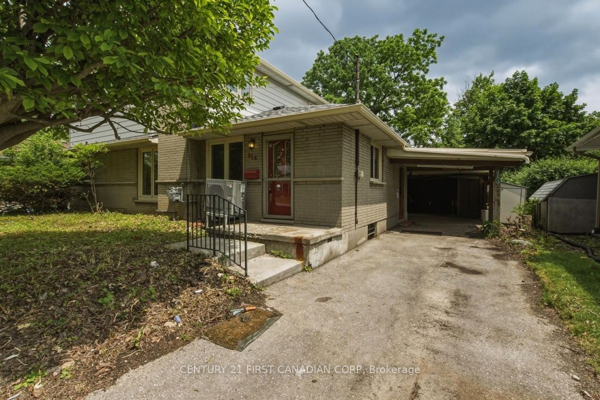454 Beachwood Avenue