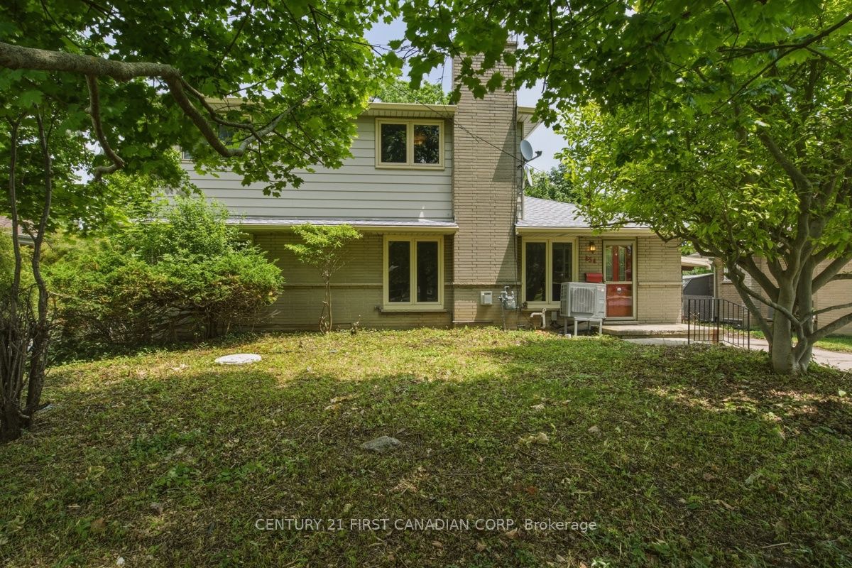 454 Beachwood Avenue
