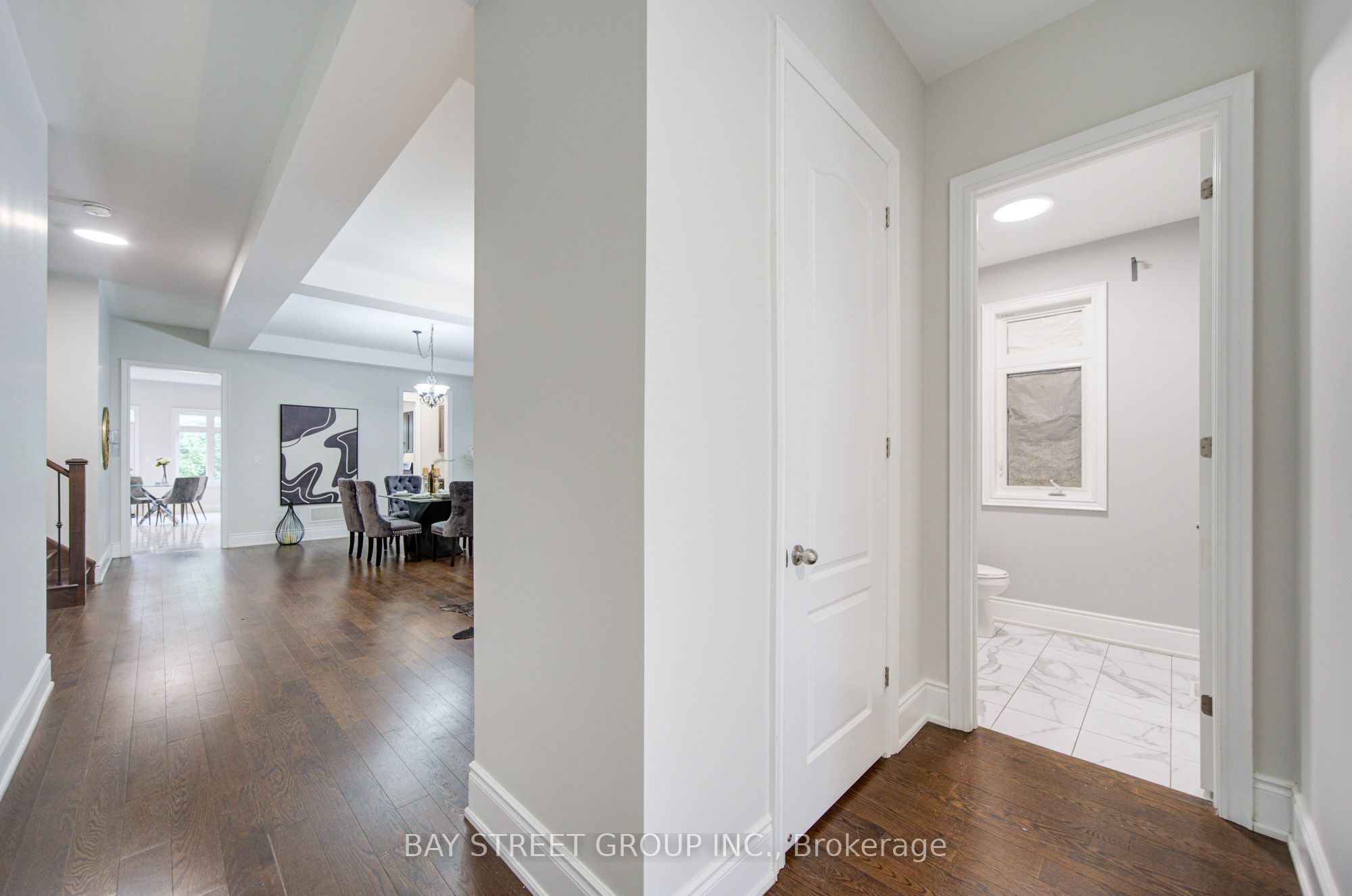 16 Malaspina Close