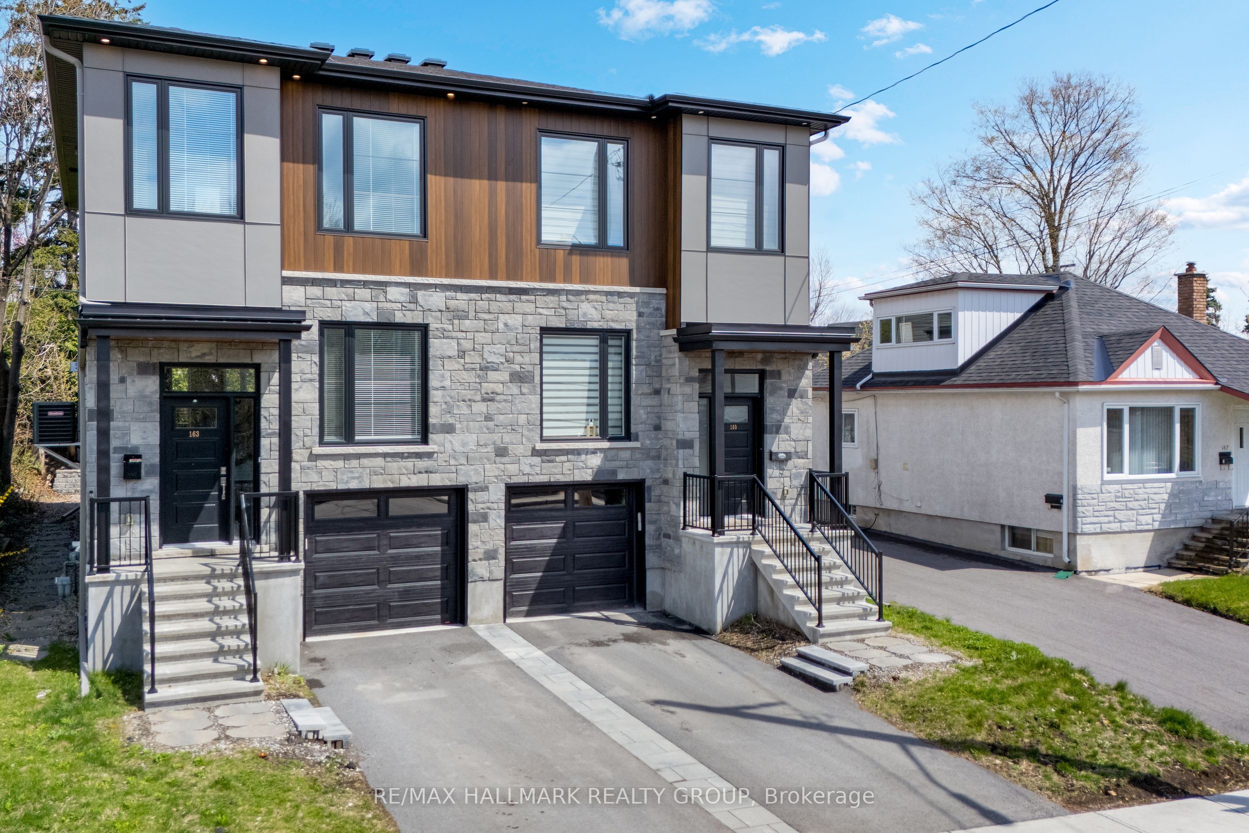 165 LONGPRE Street