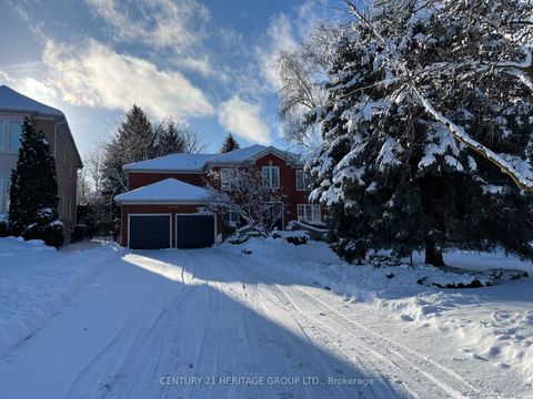 668 Chaleur Place Newmarket ON L3X 1L6