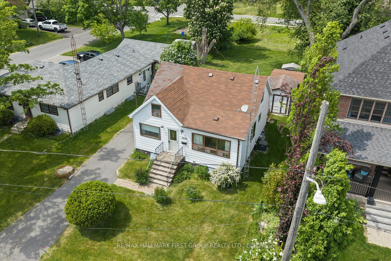 2944 Ebony Street