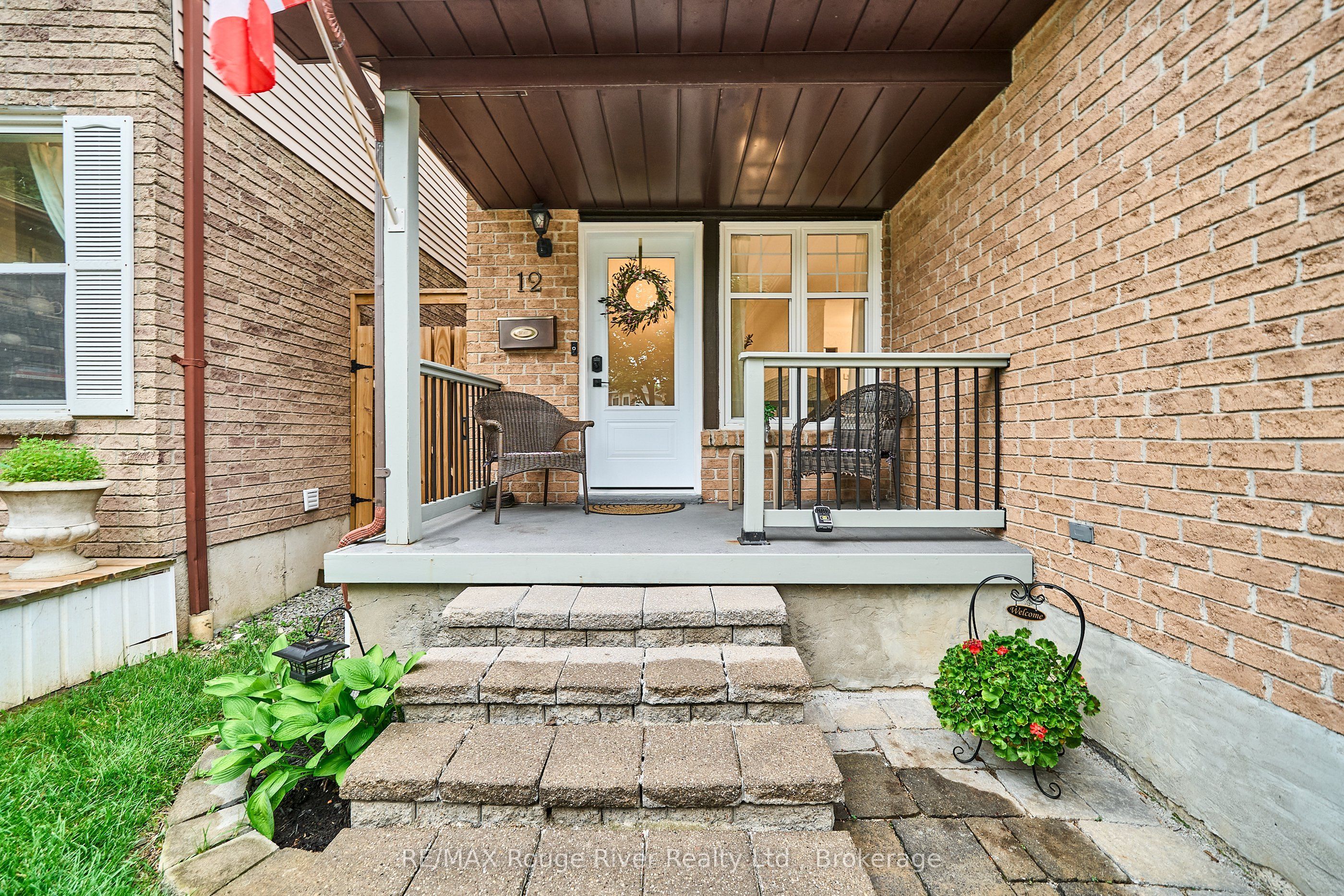 12 Goldring Drive