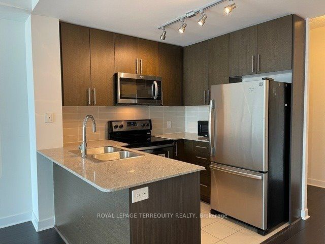3985 Grand Park Drive 1001