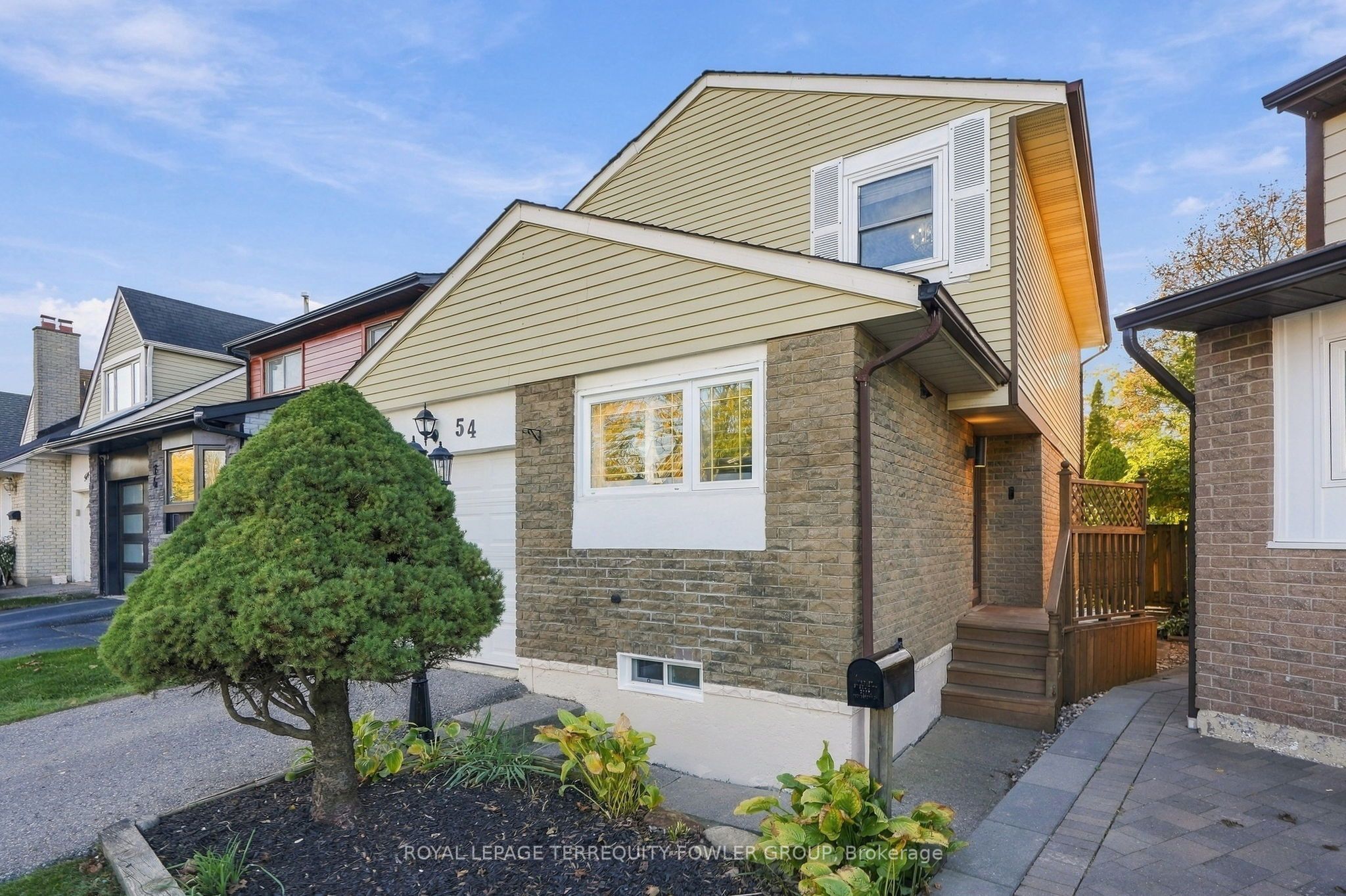 54 ANDREA Road