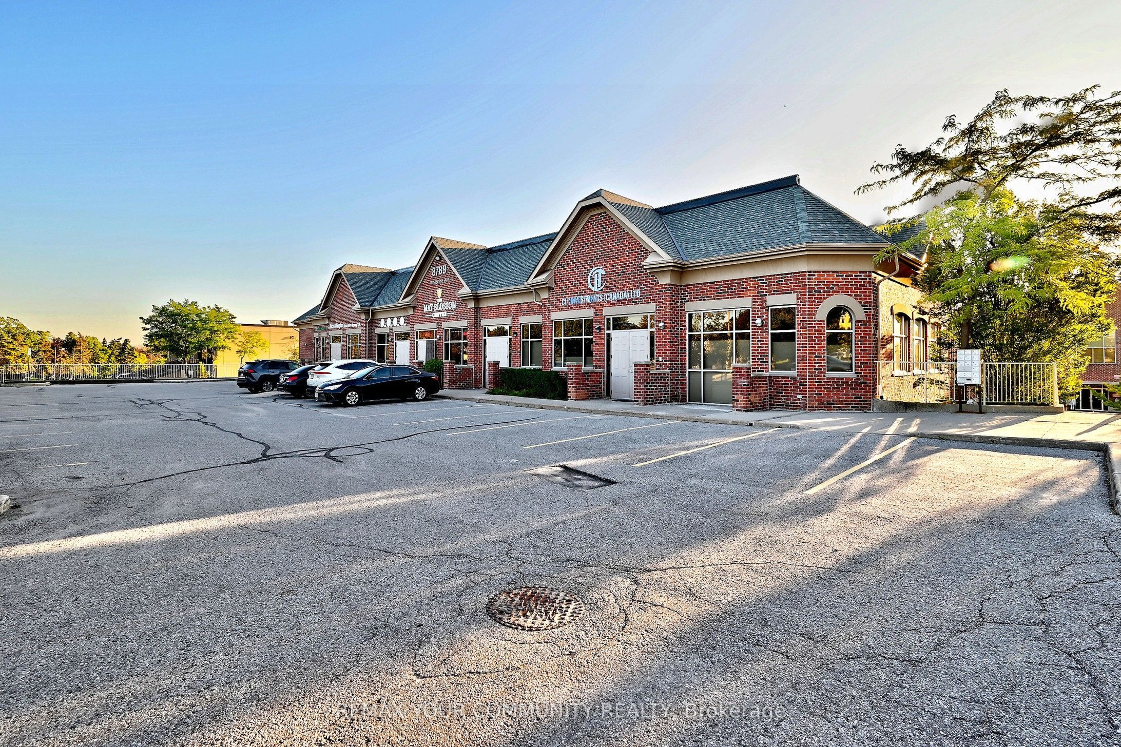 8789 Woodbine Avenue 213 - 214