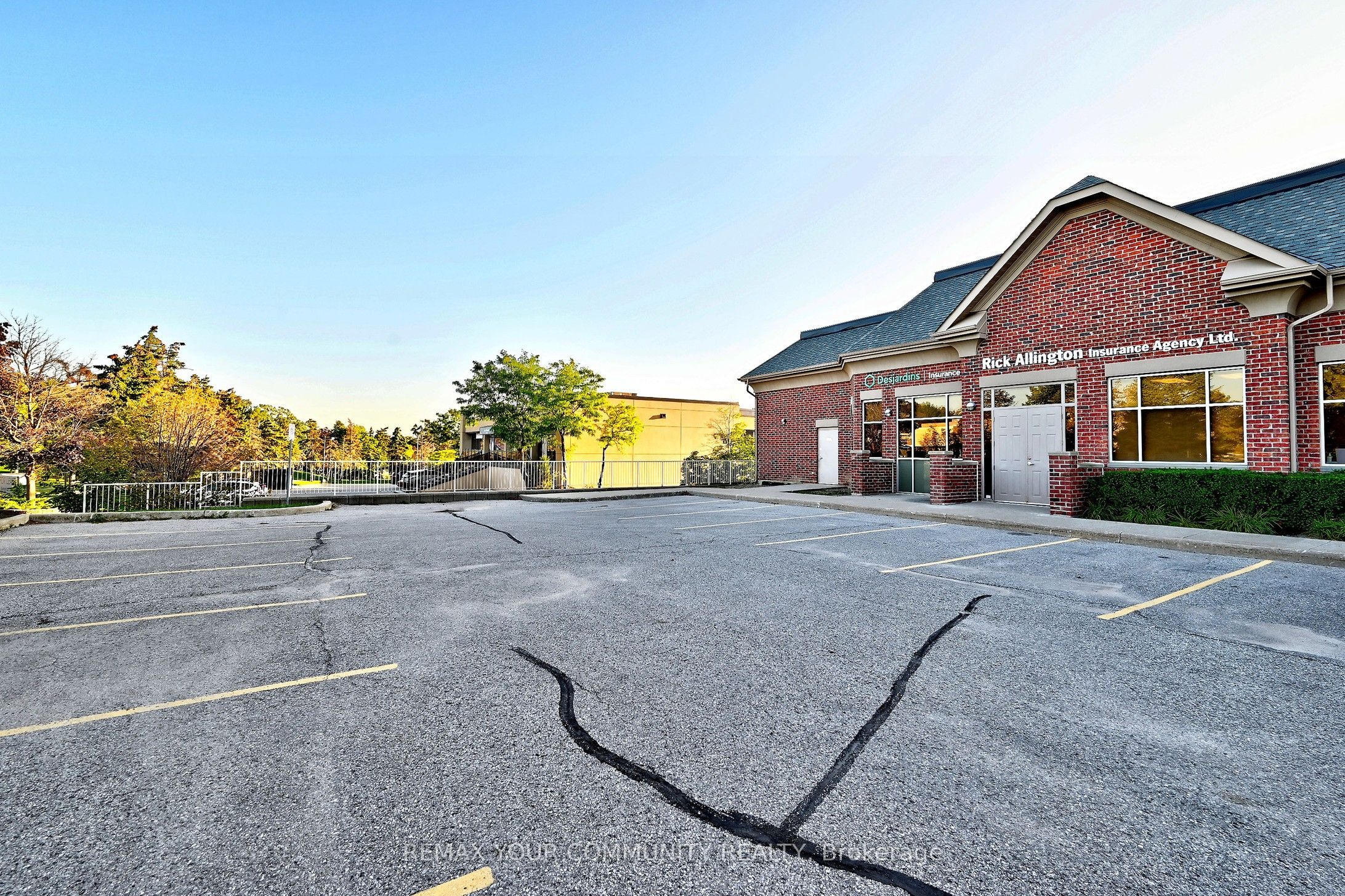 8789 Woodbine Avenue 213 - 214