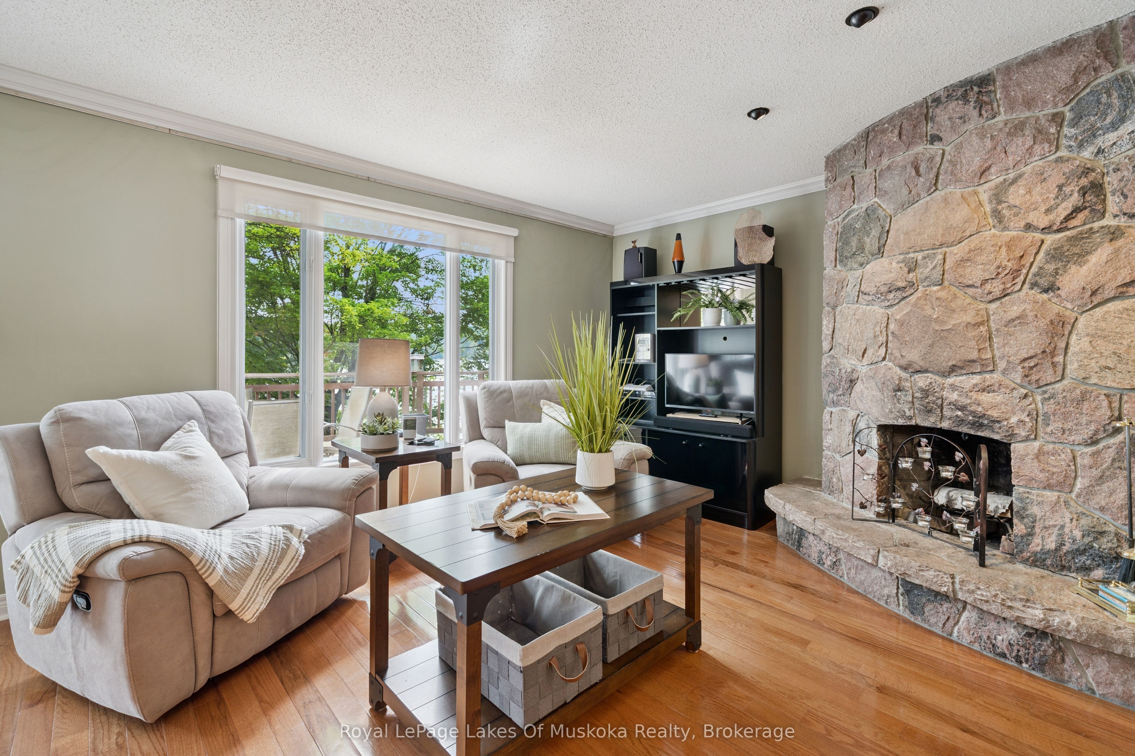 1082 Kawagama Lake Road